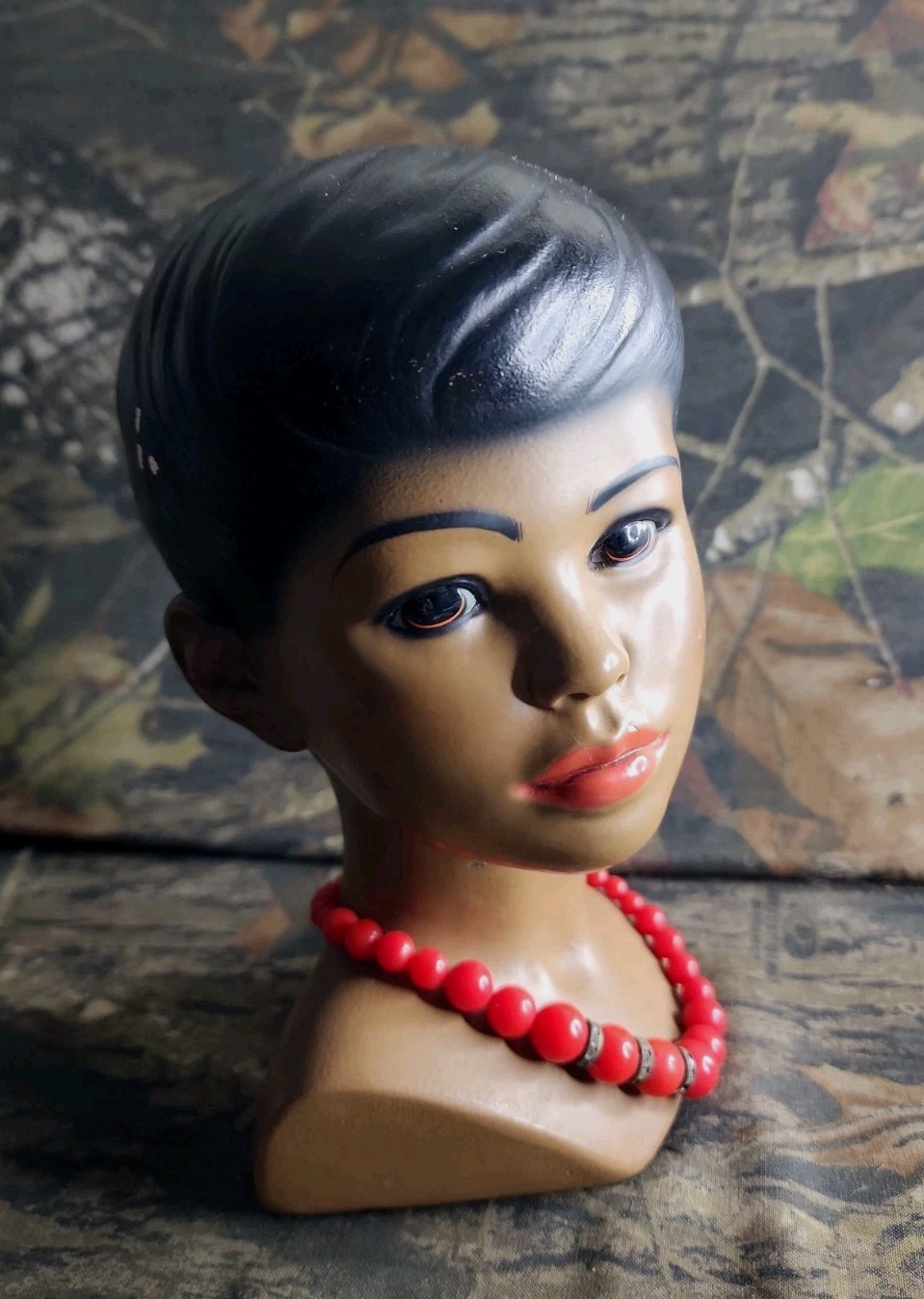 Vtg Marwal Ind. Inc. Chalkware Mold Bust Head Woman W/ Necklace 