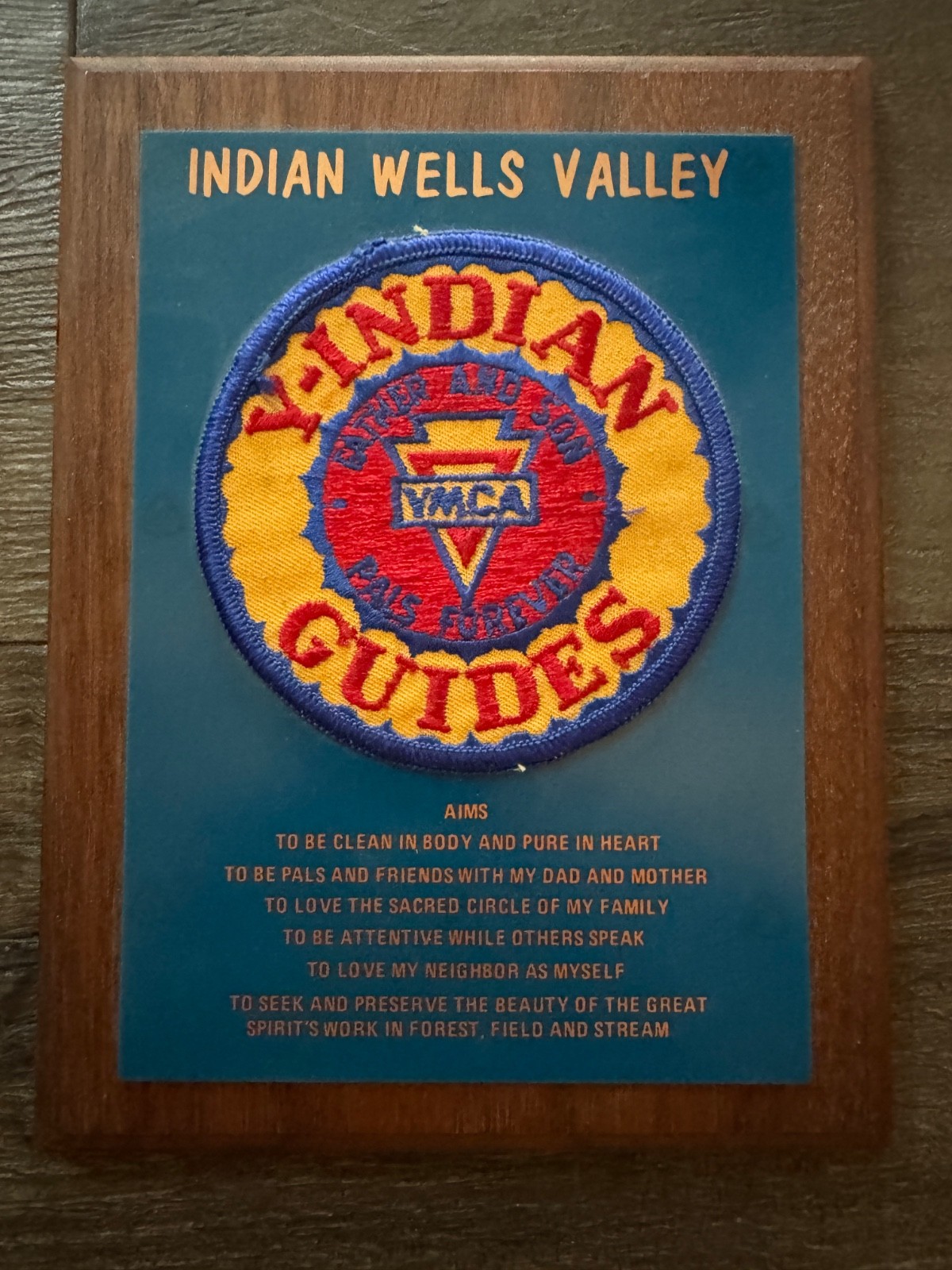 VTG YMCA Y-Indian Guides Patch mounted on Commemorative plaque with 6 AIMS (IWV)