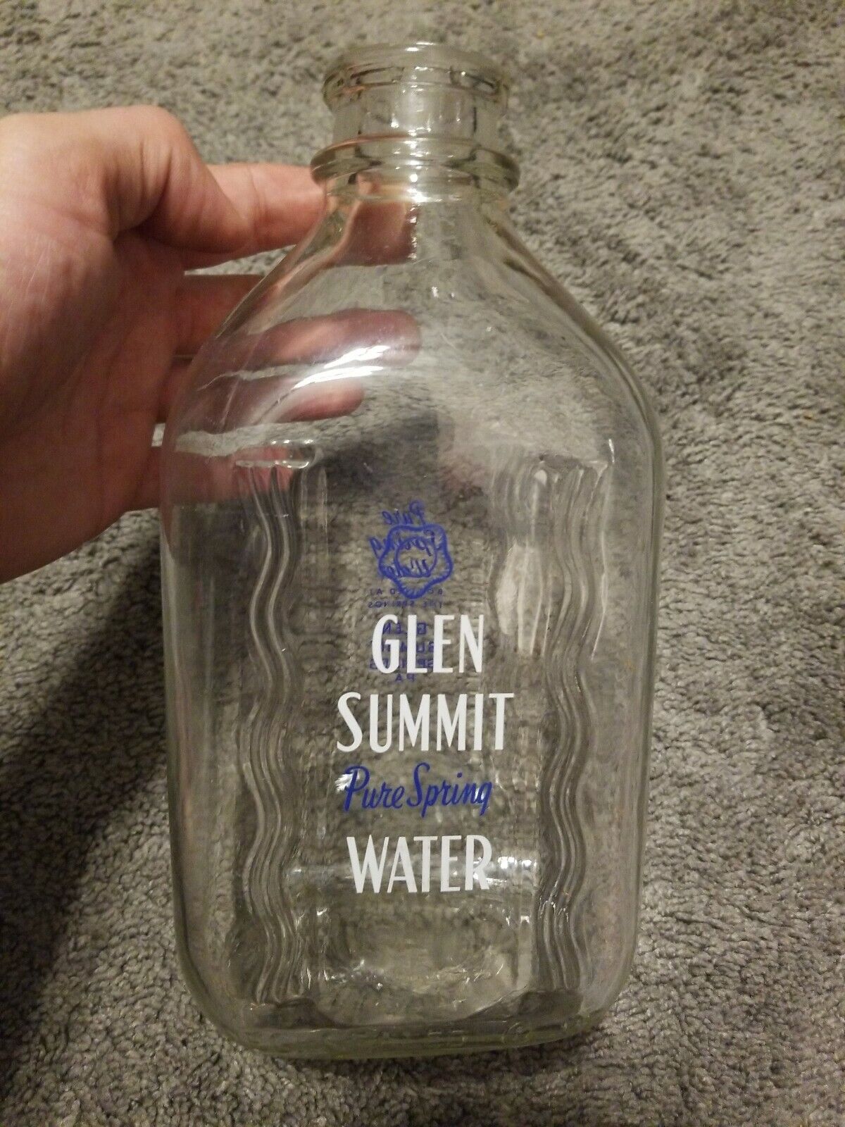 Glen Summit Pure Spring Water GLASS Half Gallon Bottle MOUNTAIN TOP PENNSYLVANIA