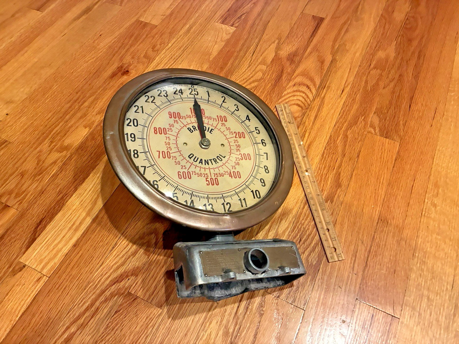 Vintage BRODIE QUANTROL Ralph Brodie Co. Gas Pump Meter Dial Face - BEAUTIFUL Vintage BRODIE QUANTROL Ralph Brodie Co. Gas Pump Meter Dial Face - BEAUTIFUL