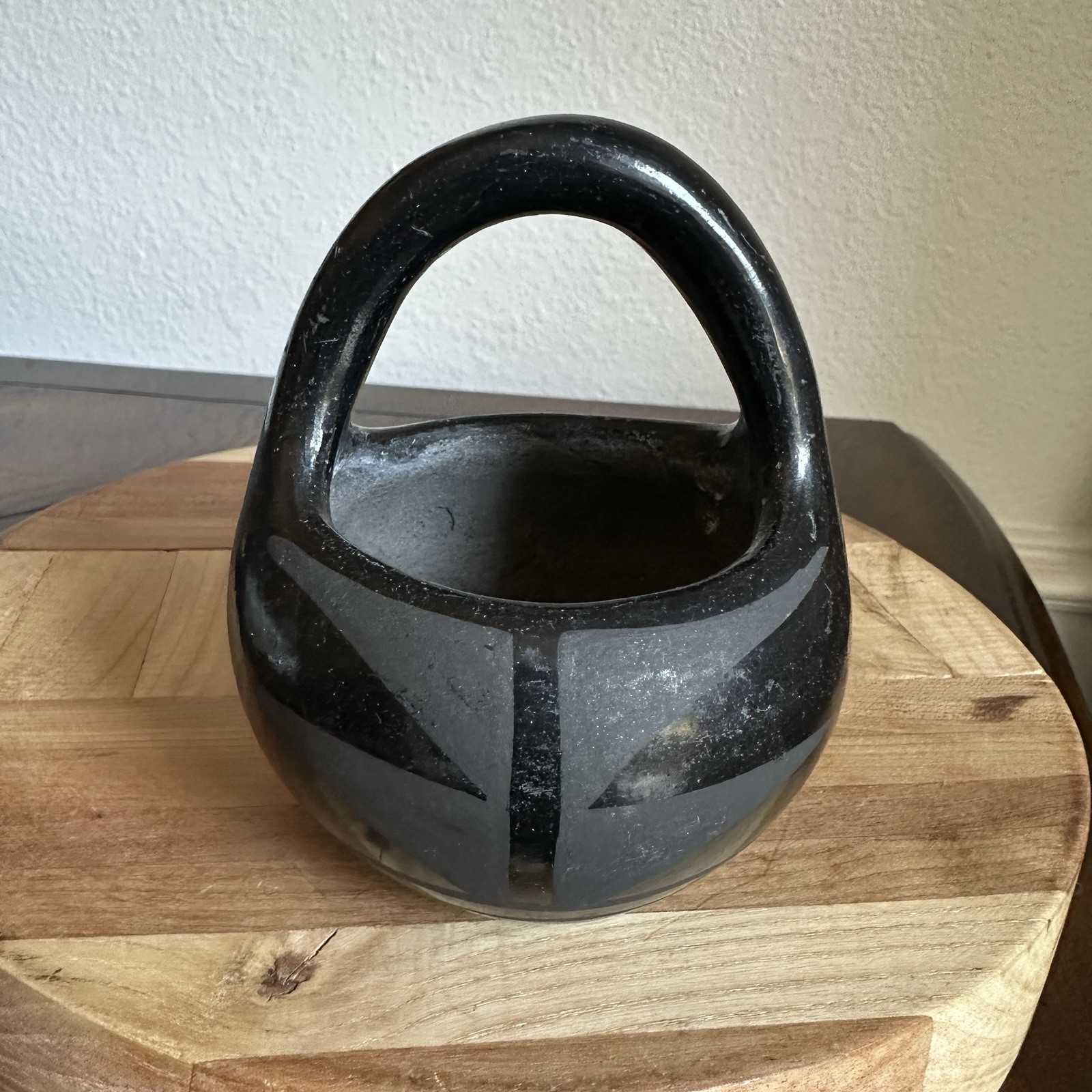 VTG Santa Clara Pottery Basket Handled Vase 5 Inch Unsigned Carved Geometric