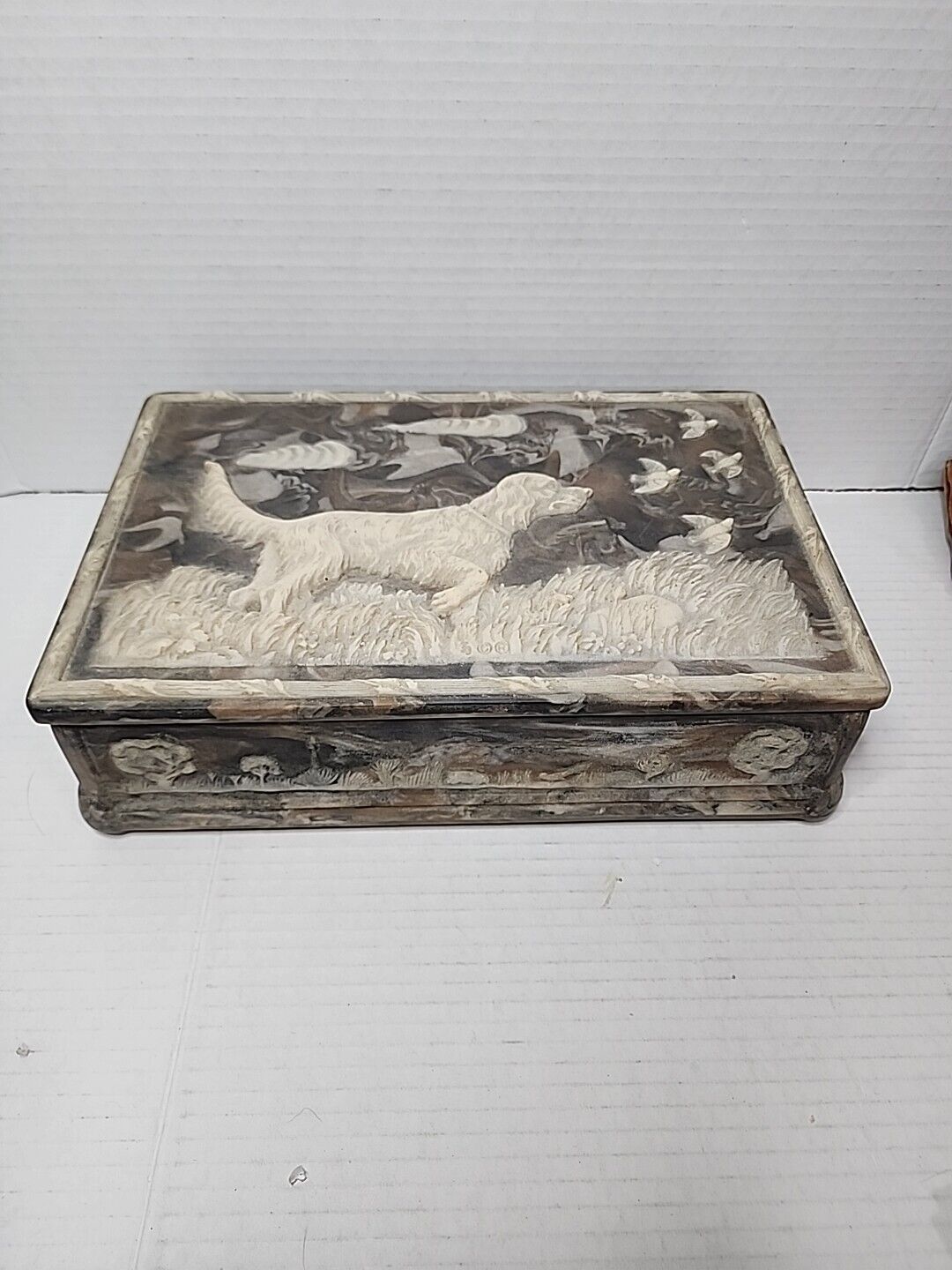 Awesome Hunting Dog jewelry box vintage Genuine Incolay Stone 11\