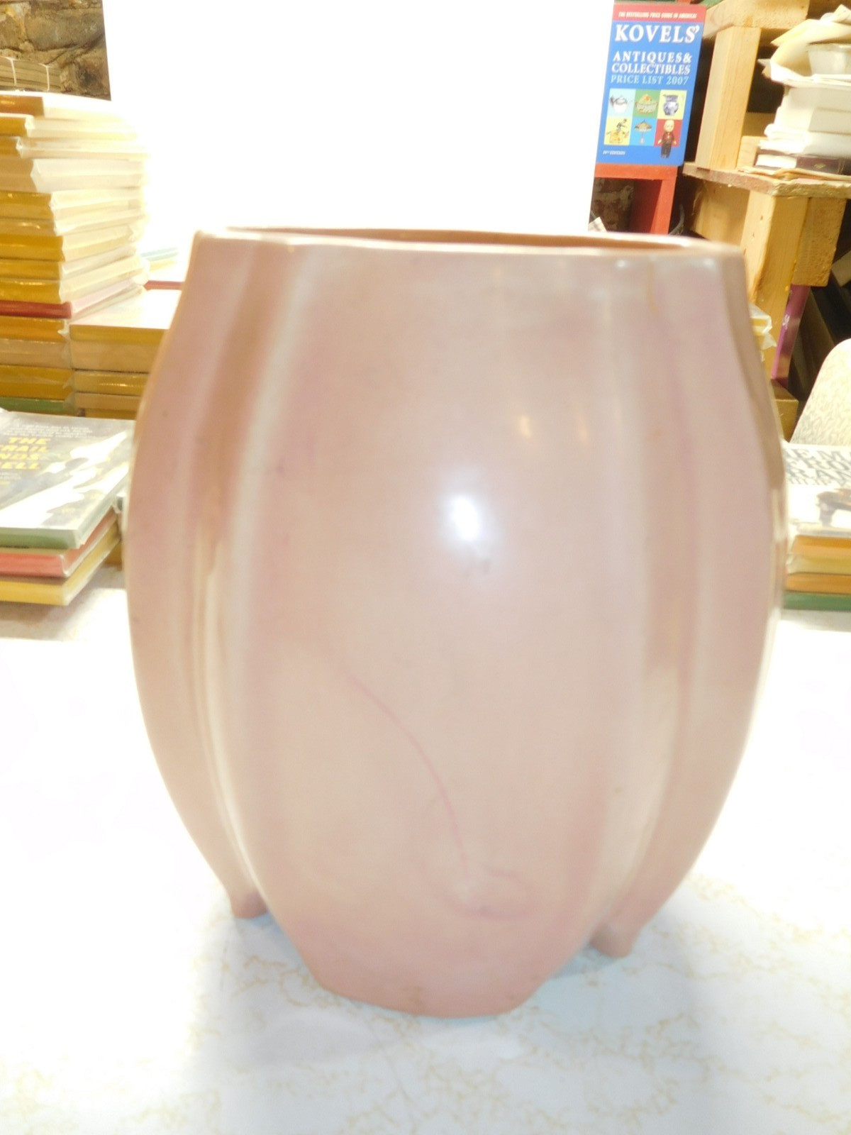Vintage Scarce & Unusual Wind-Up Musical Pink 7-1/2 inch Vase