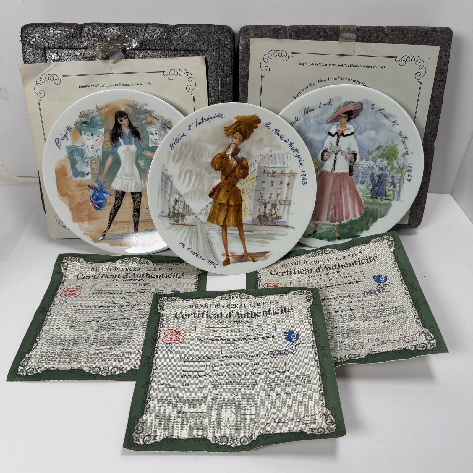 Henri D'Arceau Limoges Porcelain Plates Set - Les Femmes du Siècle