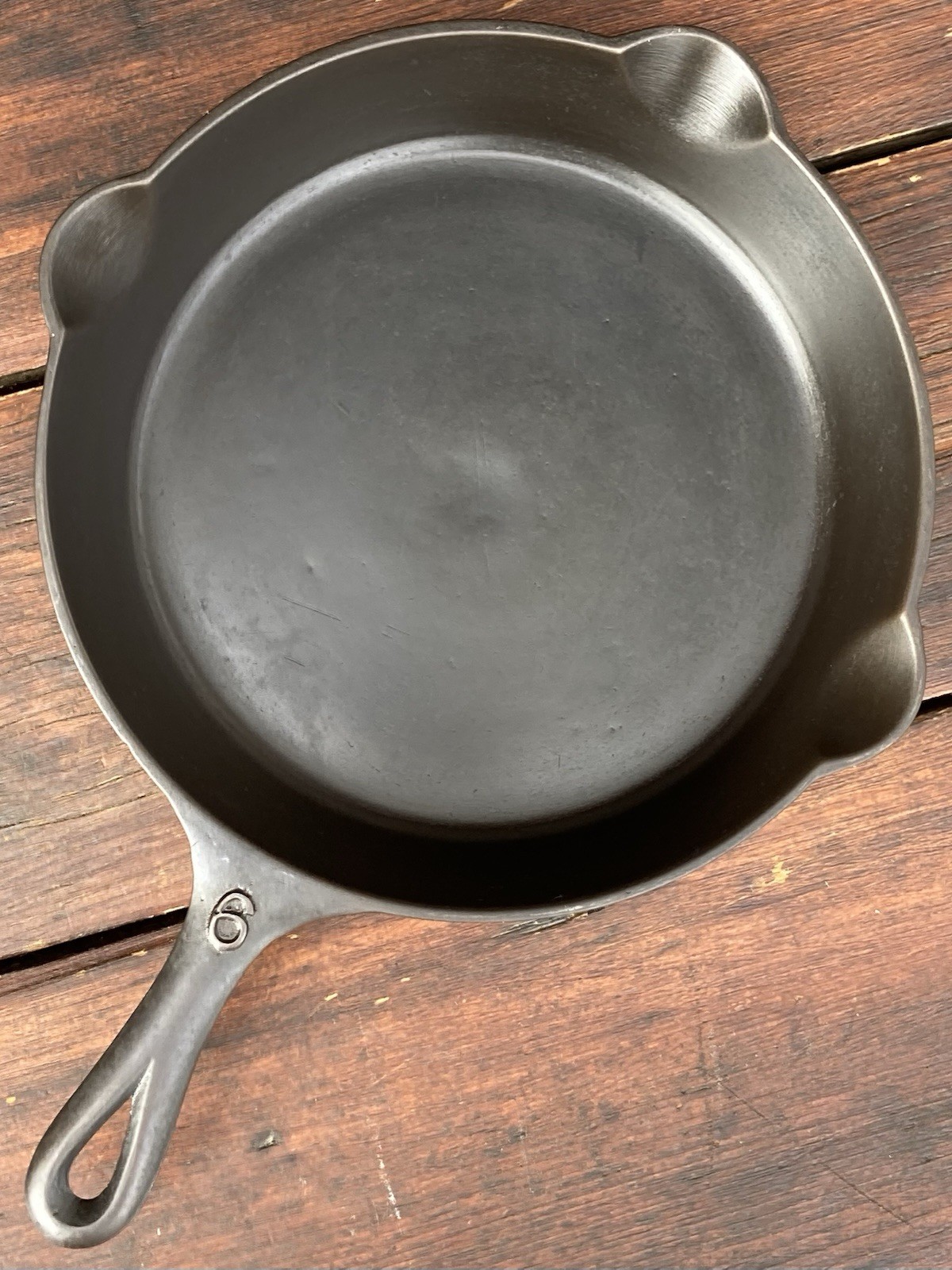 Lodge Cast Iron RARE #6 Three. Spout Skillet