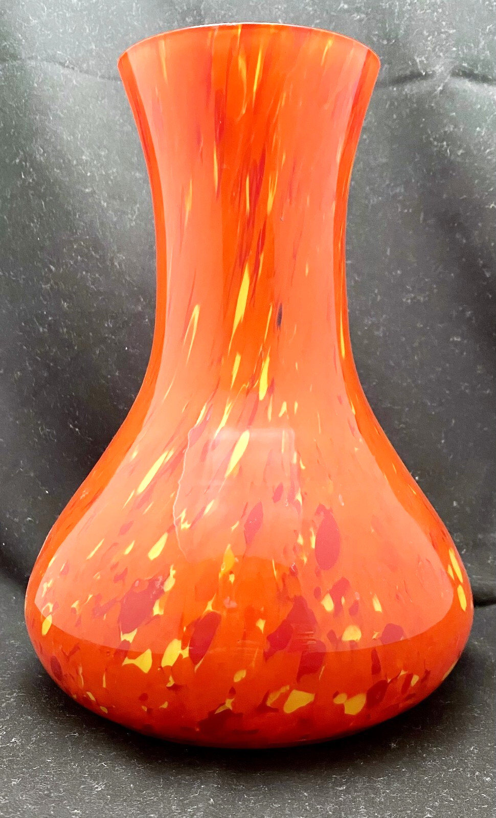 VTG CZECH SPATTER BOHEMIA ART DECO RED/YELLOW GLASS VASE 10.2\