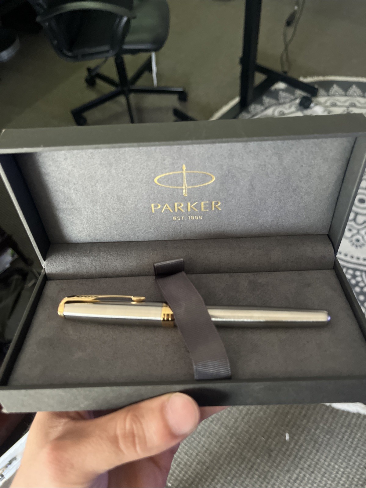 Parker Pen HM The Queen