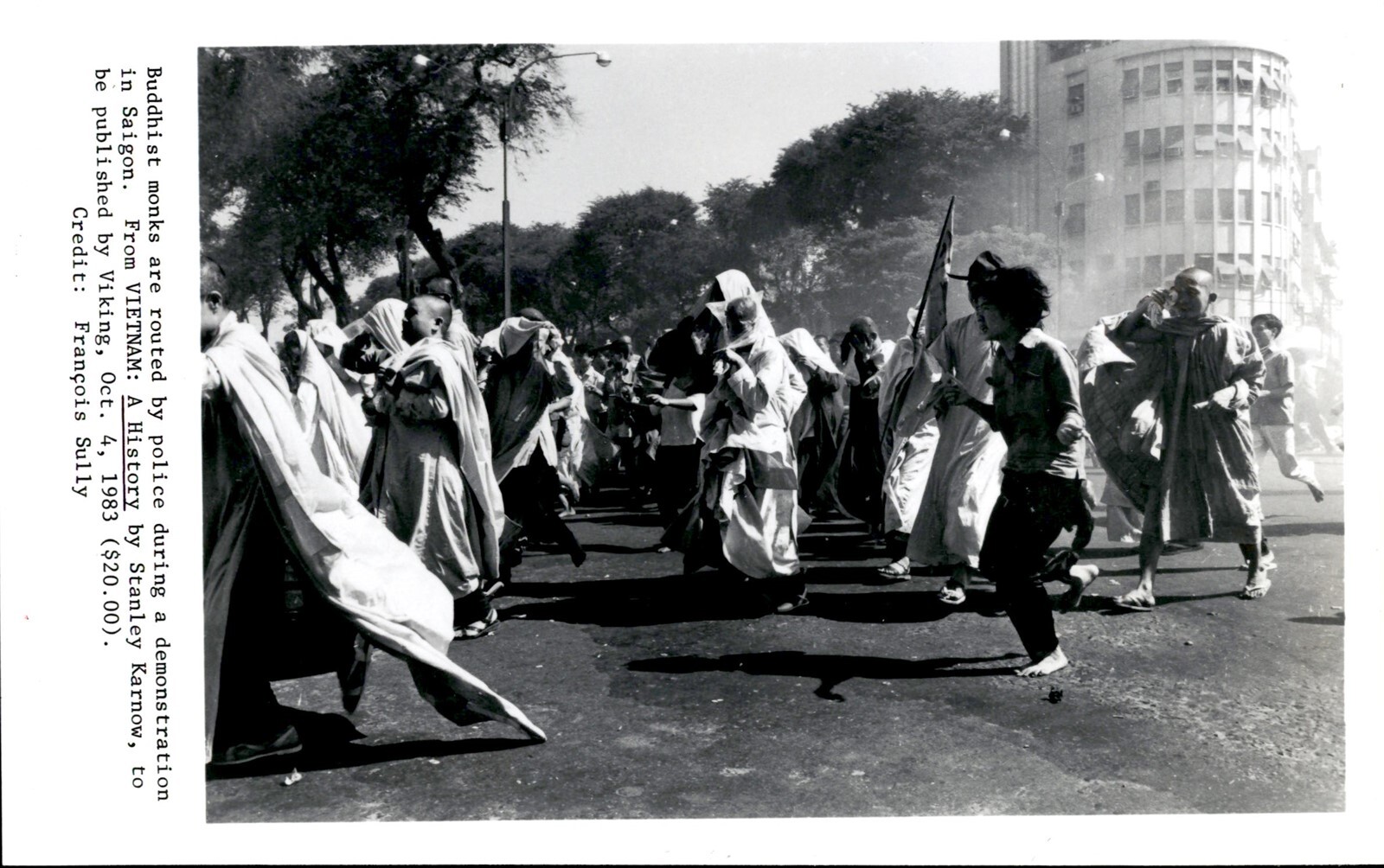 LG85 1983 2nd Gen Restrike Photo BUDDHIST MONKS ROUTED BY POLICE Saigon Vietnam