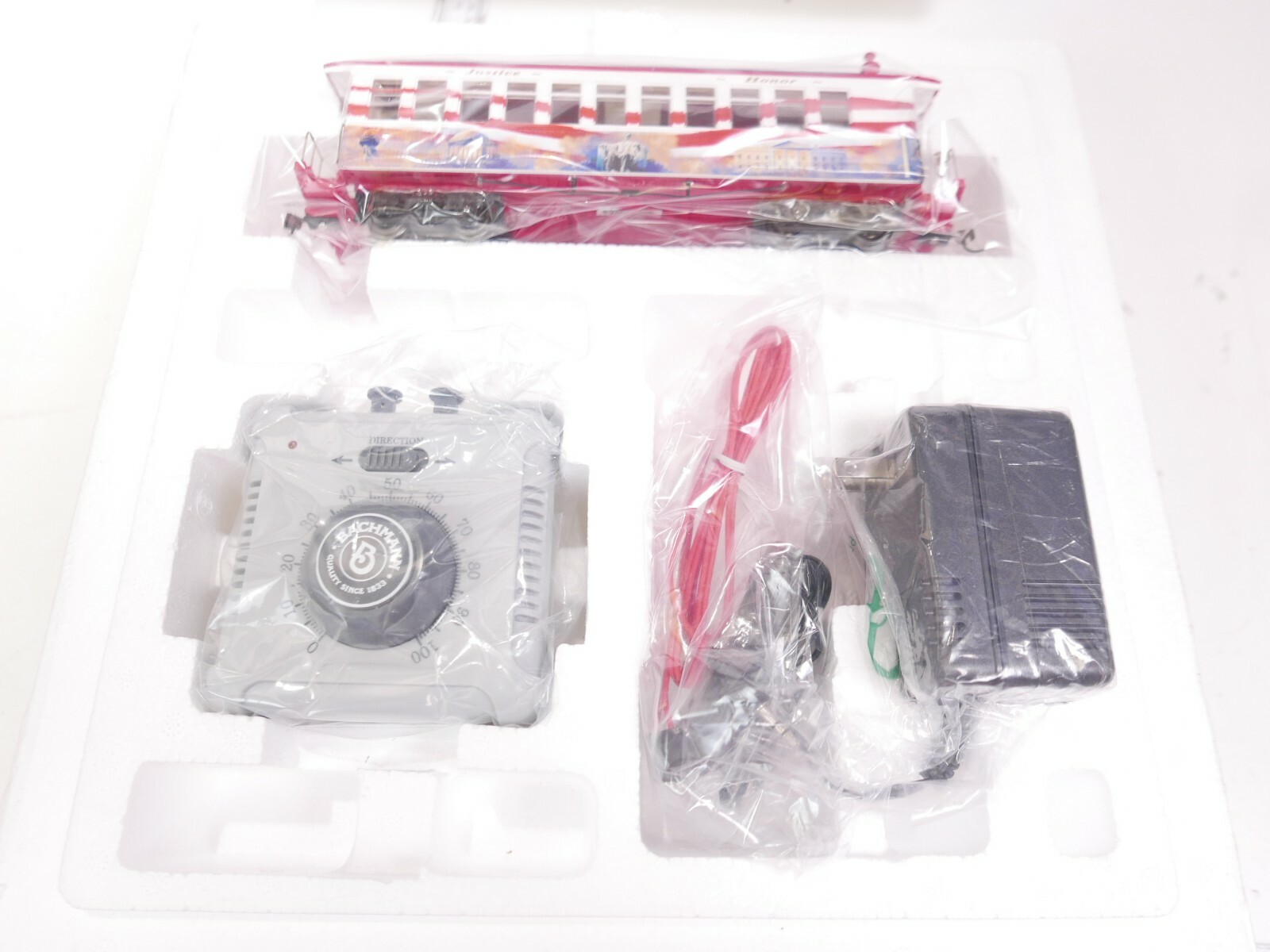 Hawthorne Village Spirit of USA Justice & Honor Train Car Set w/ Bachmann Pack
