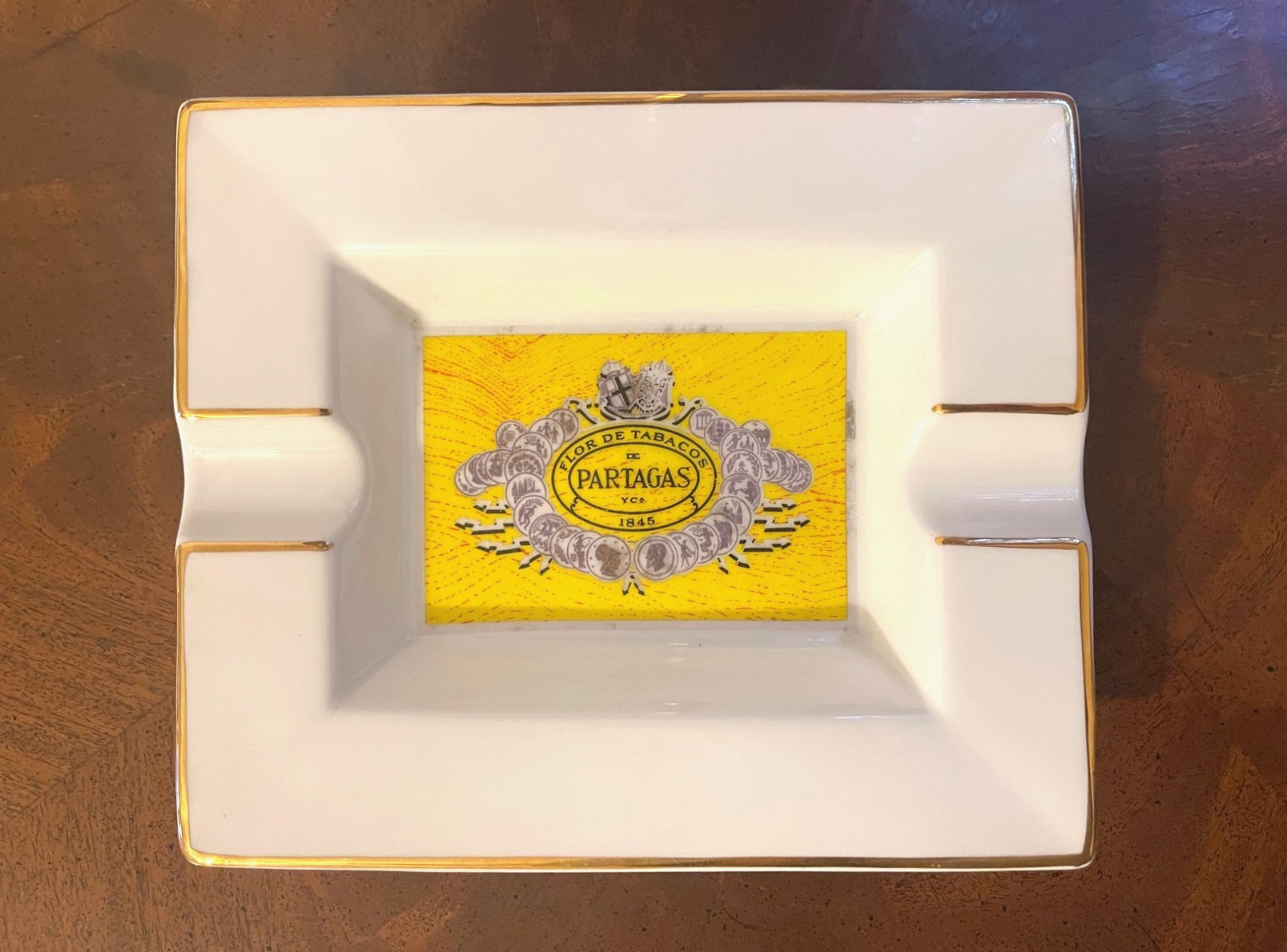 RARE & Highly Collectible PARTAGAS Cigar or Change tray Made in England 