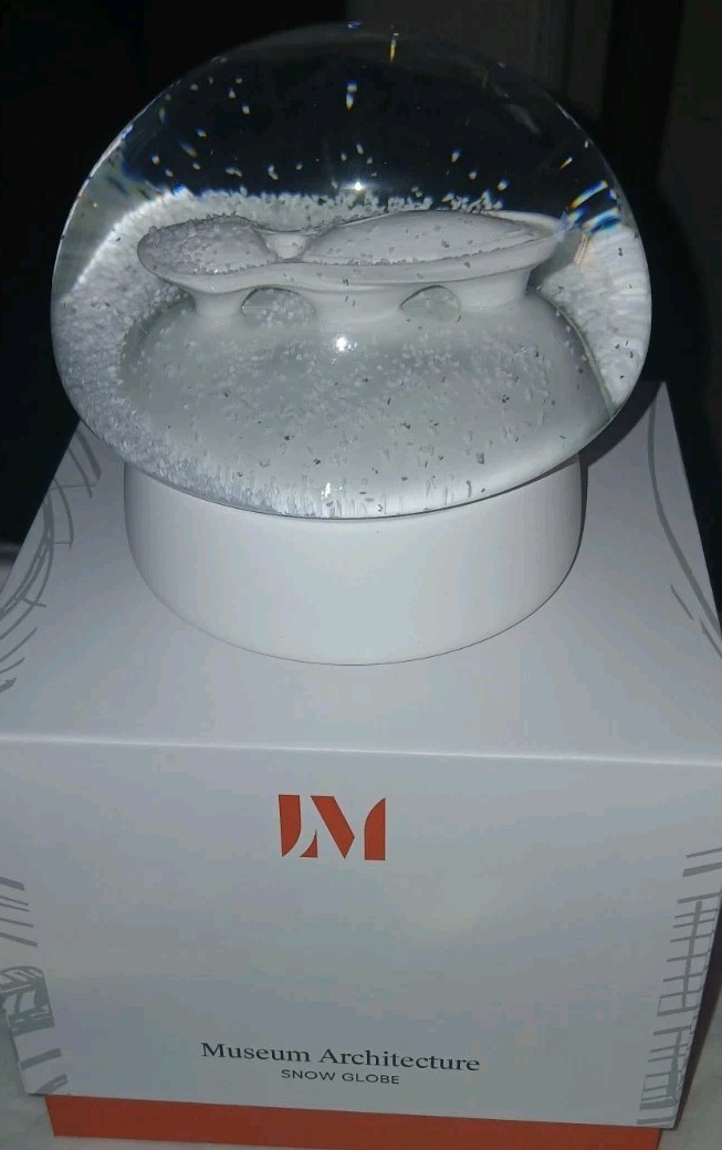 New 2026 George Lucas Museum of narrative Exclusive The Peoples Art snowmglobe 