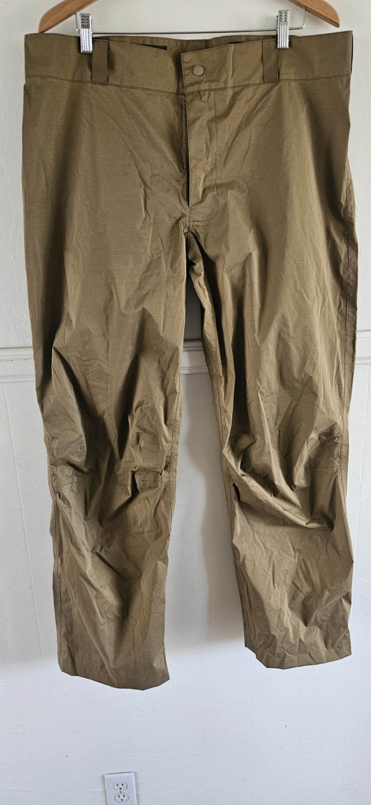 Sz LG Beyond Clothing L4-L6 Cold Weather GoreTex Pants Coyote Brown NWOT USA