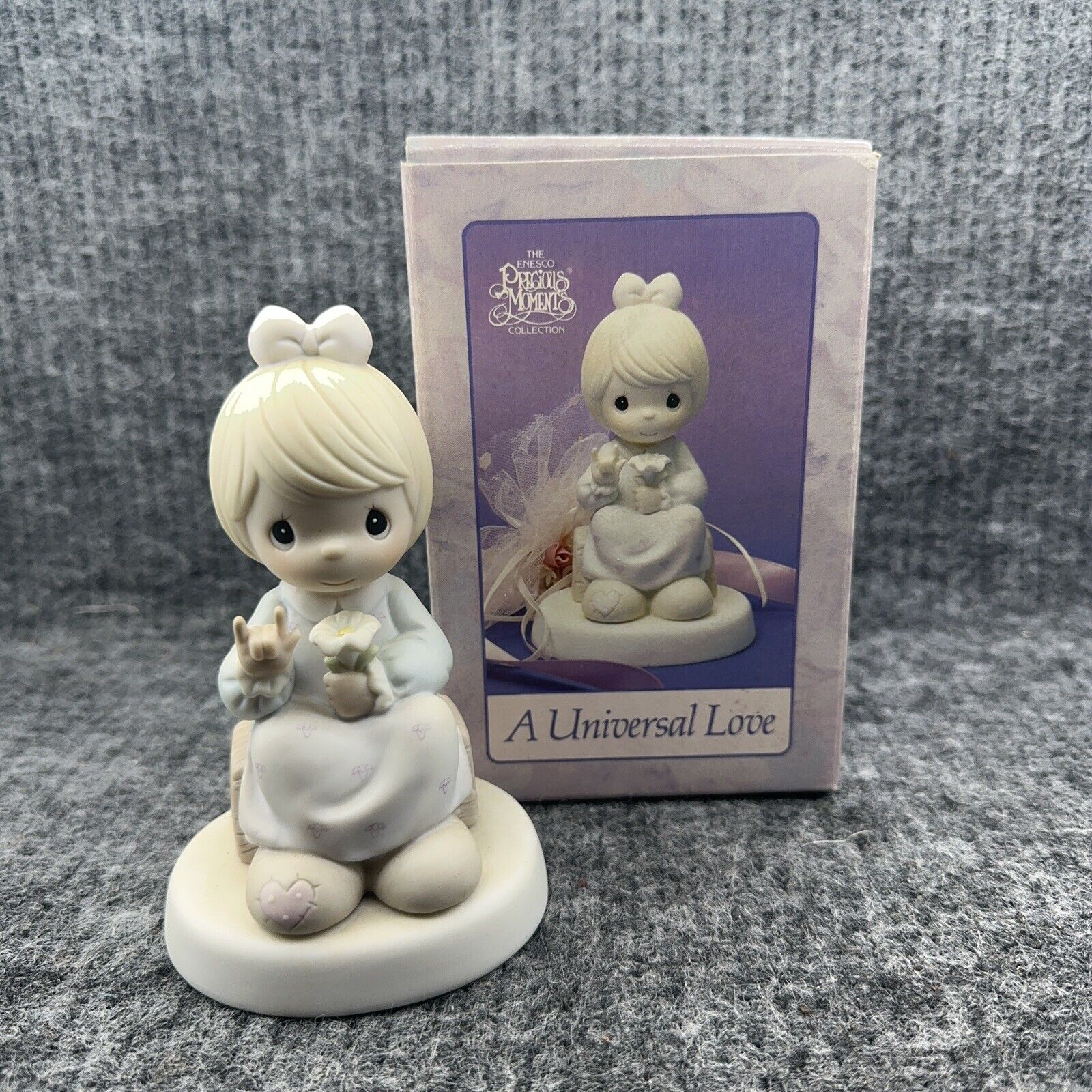Precious Moments A Universal Love Porcelain Figurine 1991 Easter Seals With Box