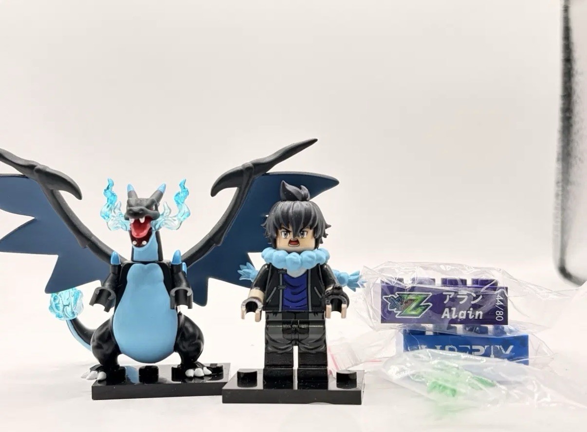 Pokemon Charizard X Custom LEGO Building Block Figure Liberty Allan