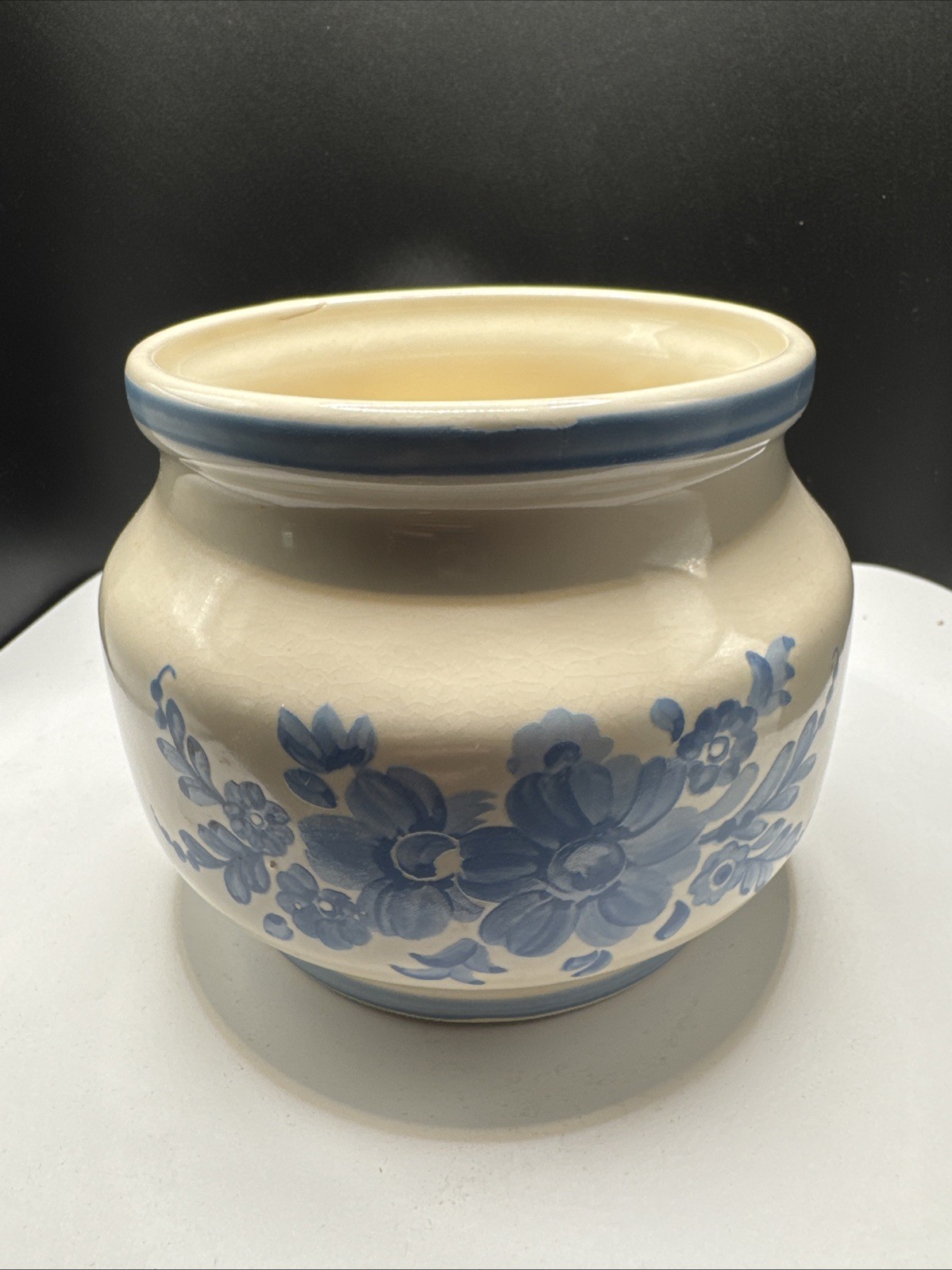Vintage FTD Cream & Blue Flower Vase 1981