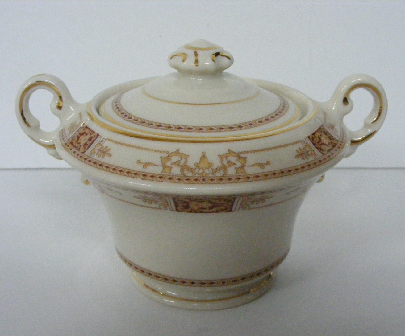 Calhoun Old Ivory Syracuse China O P Co Made in America 4\