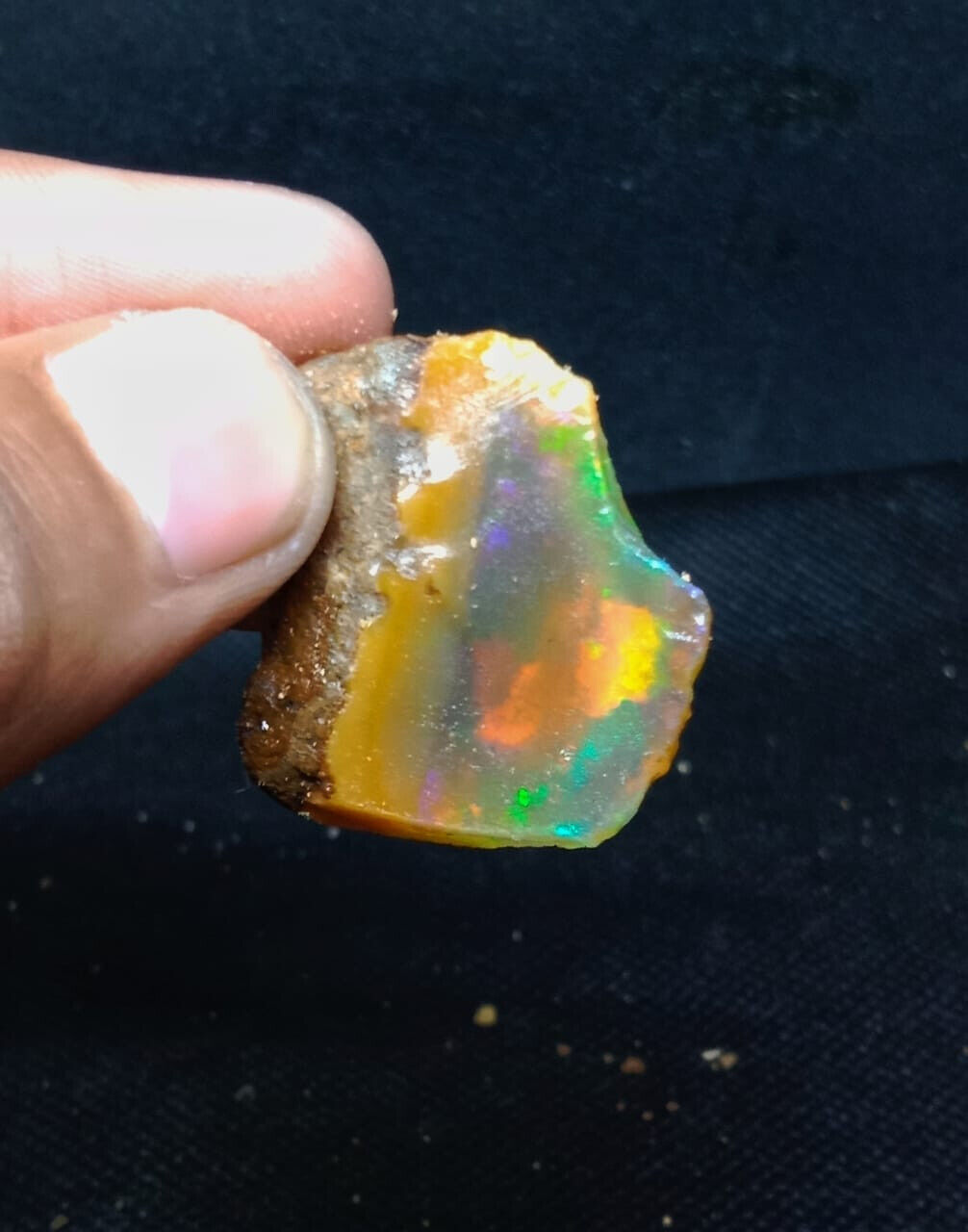 14 Crt Opal Raw stone Natural Ethiopian Opal Raw rough stone Healing Raw Opal /