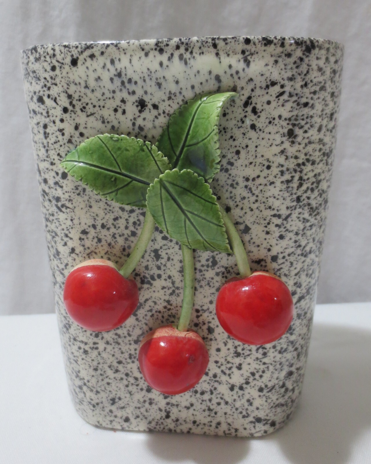 Rare Vintage Antique Lovina California Pottery Cherry Vase 1950\'s