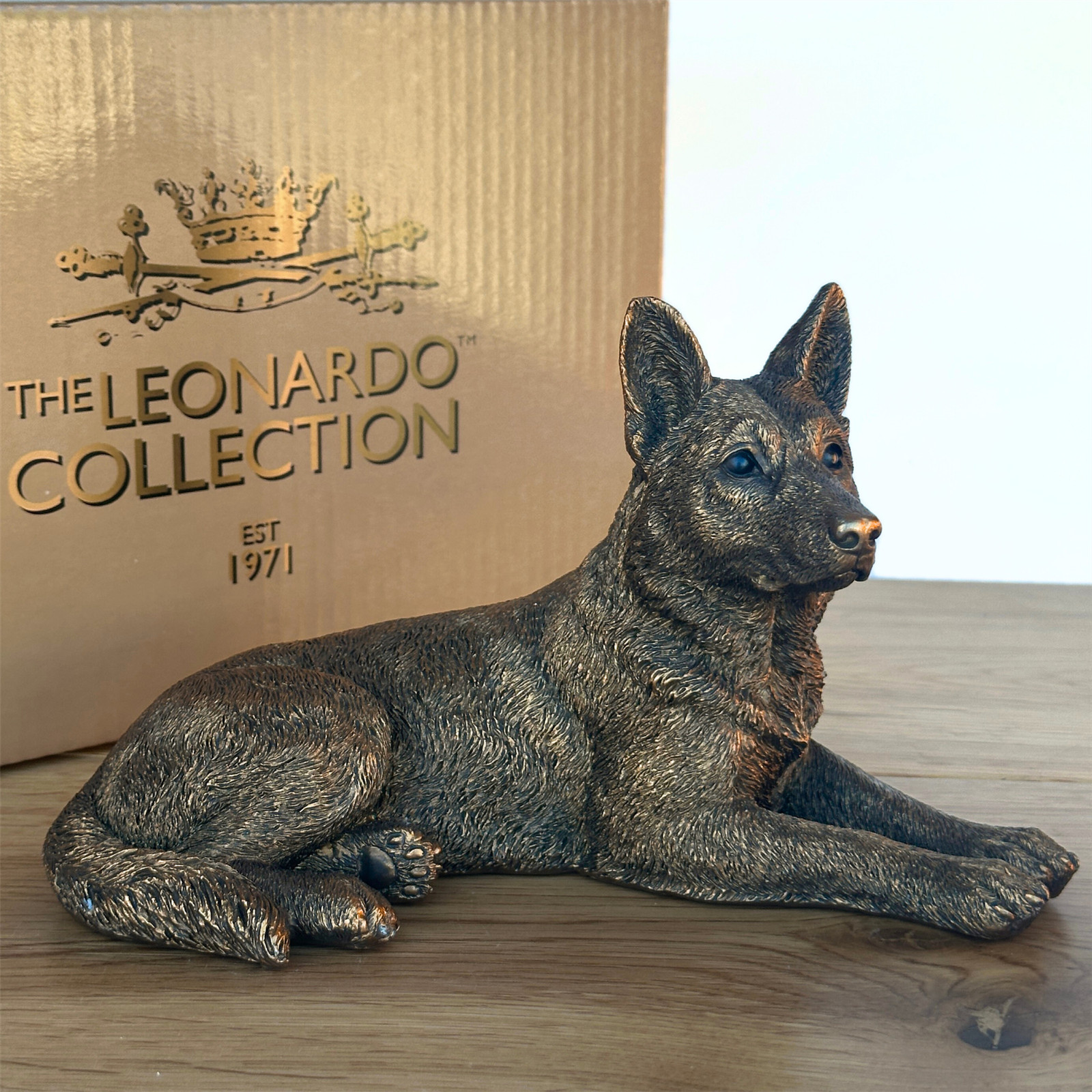 German Shepherd Bronze Figurine Ornament Leonardo Reflections Alsatian Boxed