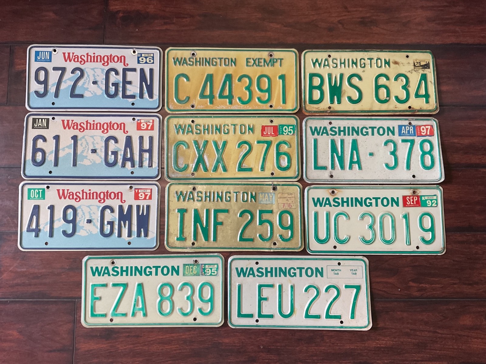 RARE LOT OF 11 WASHINGTON LICENSE PLATE PLATES 1975 1992 1996 1997 1995 ETC OLD RARE LOT OF 11 WASHINGTON LICENSE PLATE PLATES 1975 1992 1996 1997 1995 ETC OLD