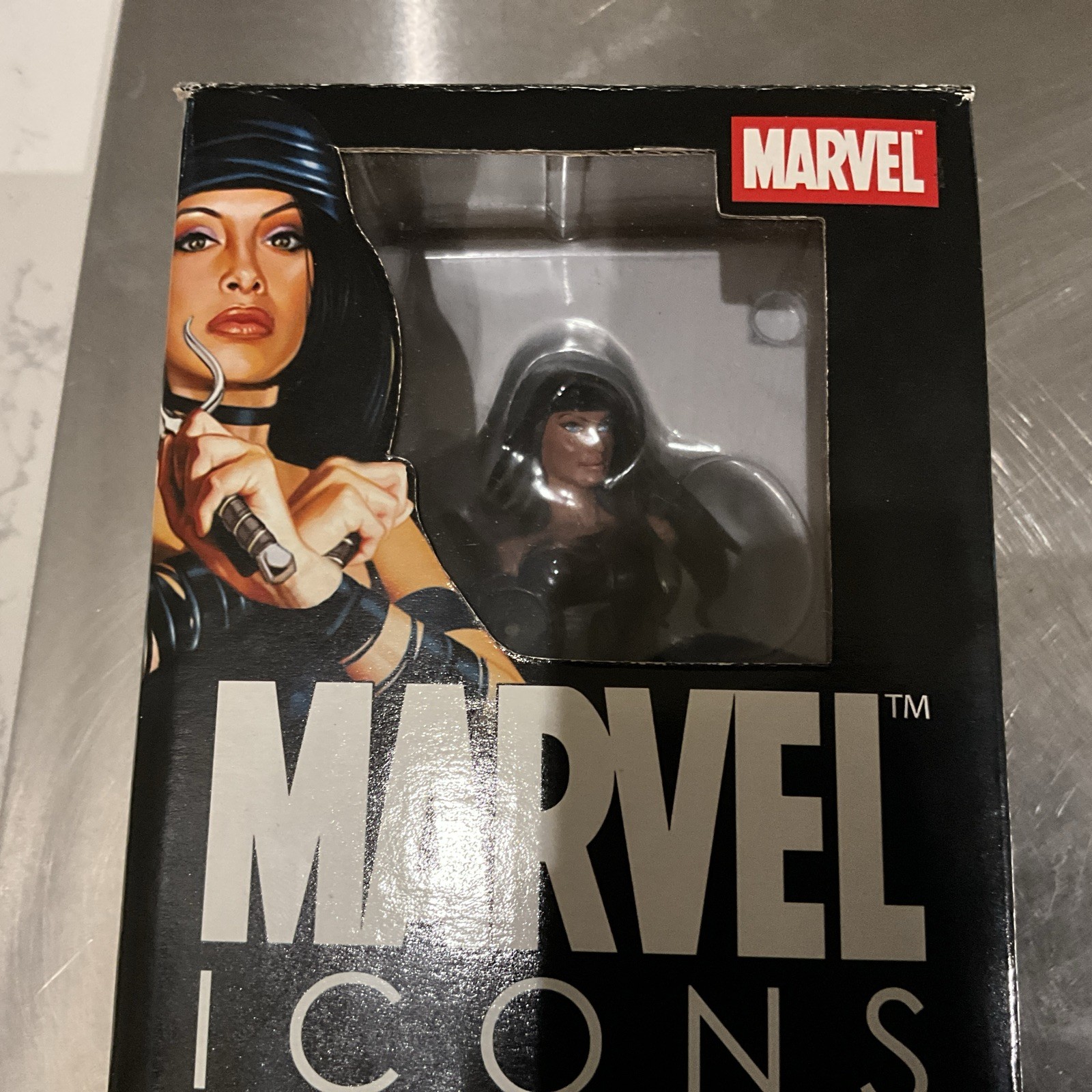 Original 2007 Marvel Icons Elektra 194600 MIB w/COA Original 2007 Marvel Icons Elektra 194600 MIB w/COA