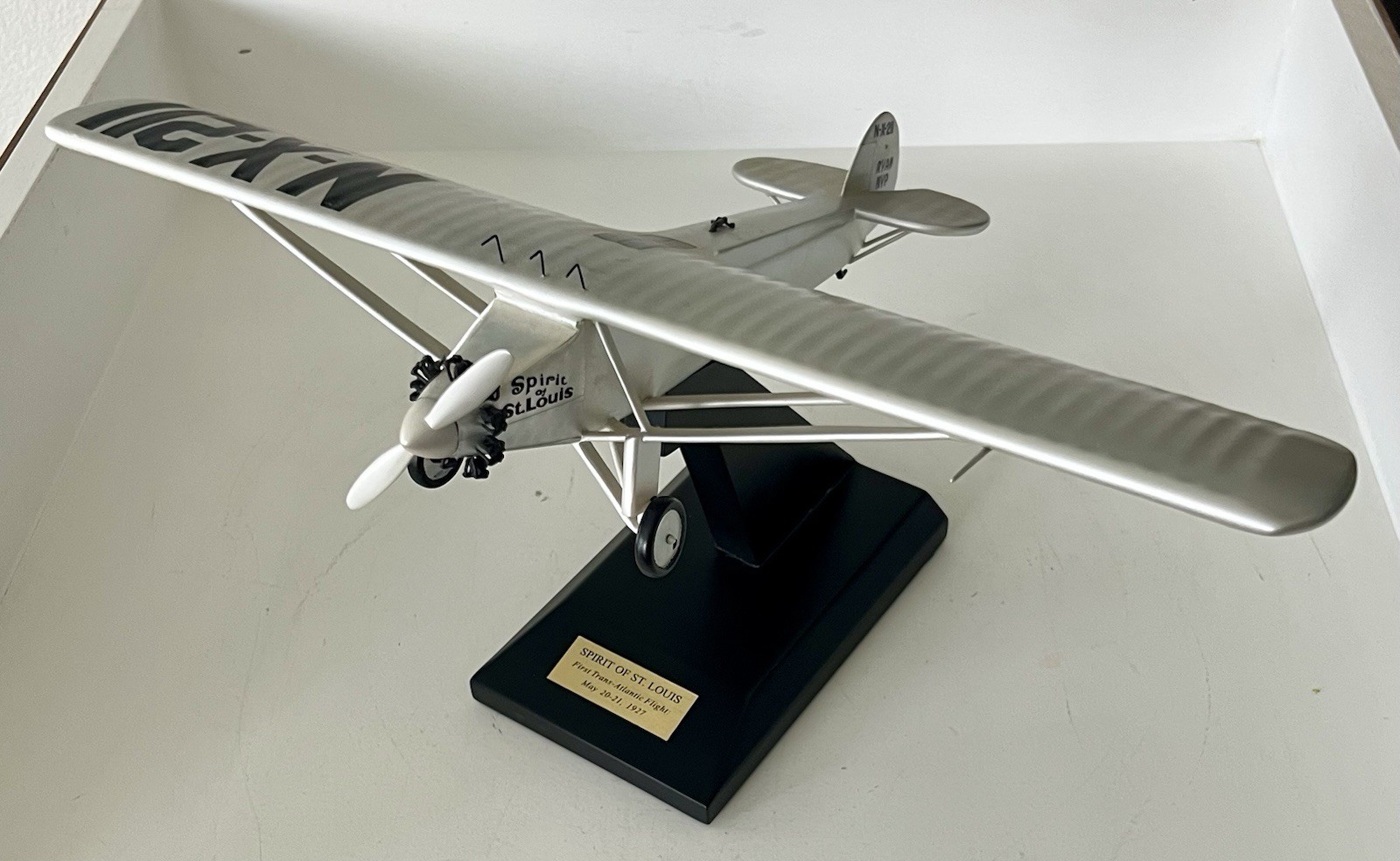 Limited Edition Spirit of St. Louis Model Airplane Charles Lindbergh Replica 