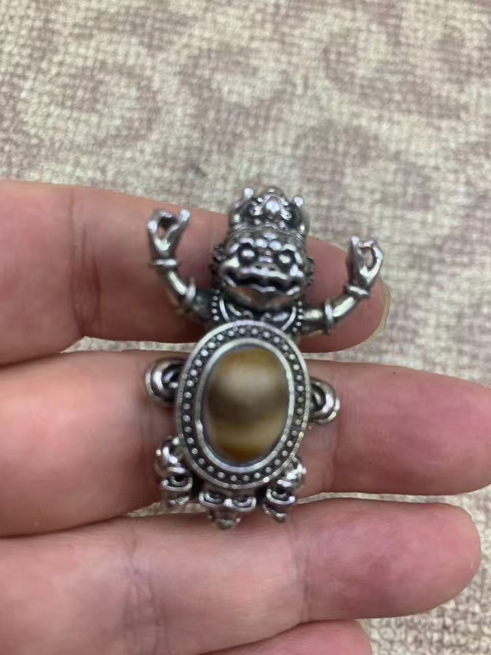 wonderful Rare Tibetan Silver *Dhanada* Inlay Agate Dzi Bead Pendant