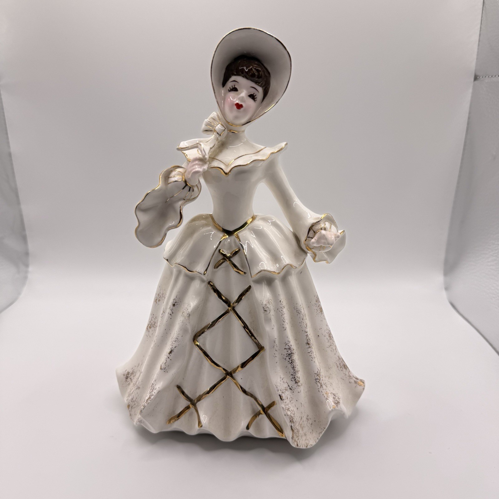 Napco “Lady Elizabeth” A1874C Figurine Vintage Ceramic Japan Victorian Lady