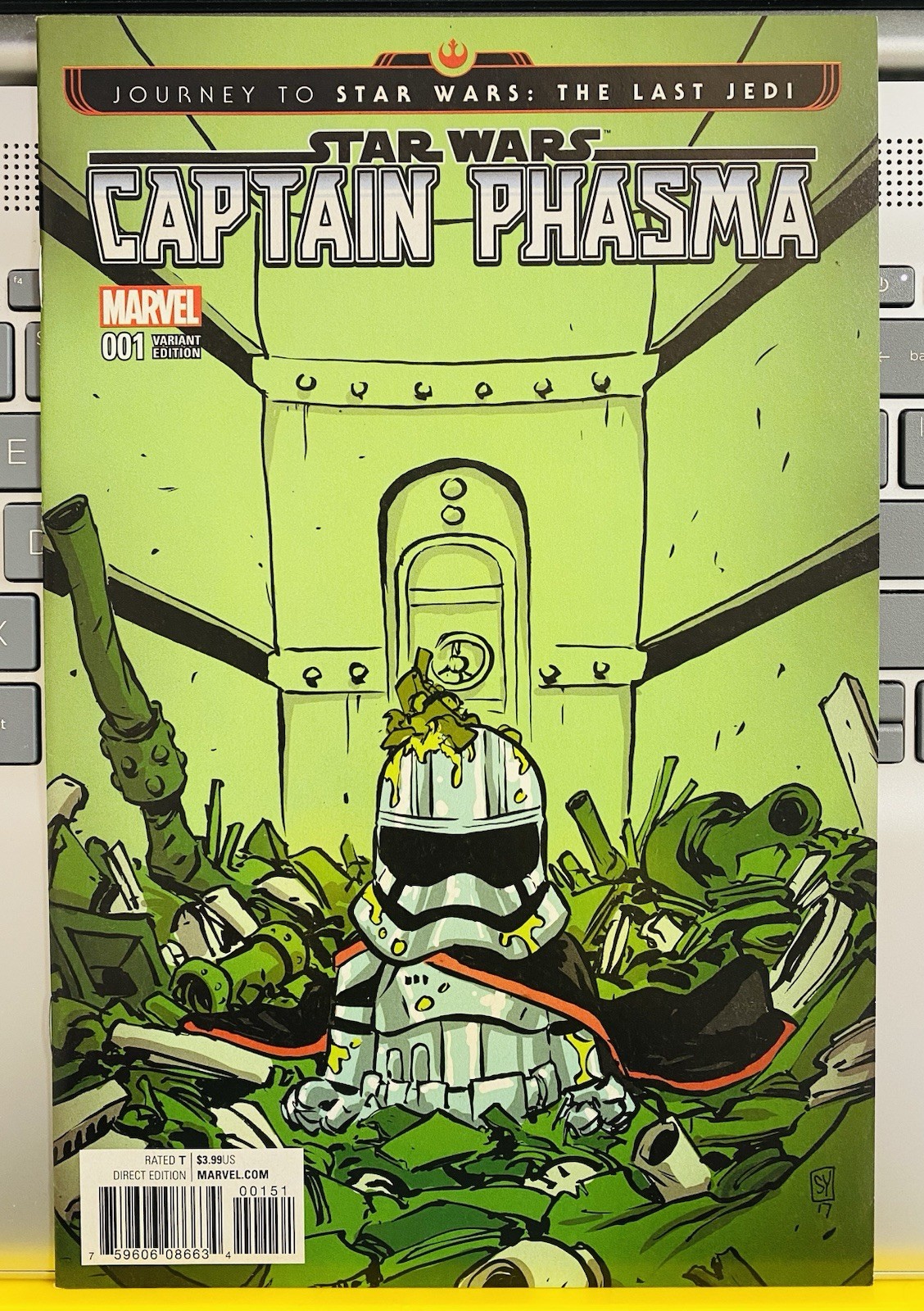 Journey to Star Wars Last Jedi #1 (2017) Captain Phasma (Skottie Young Variant)