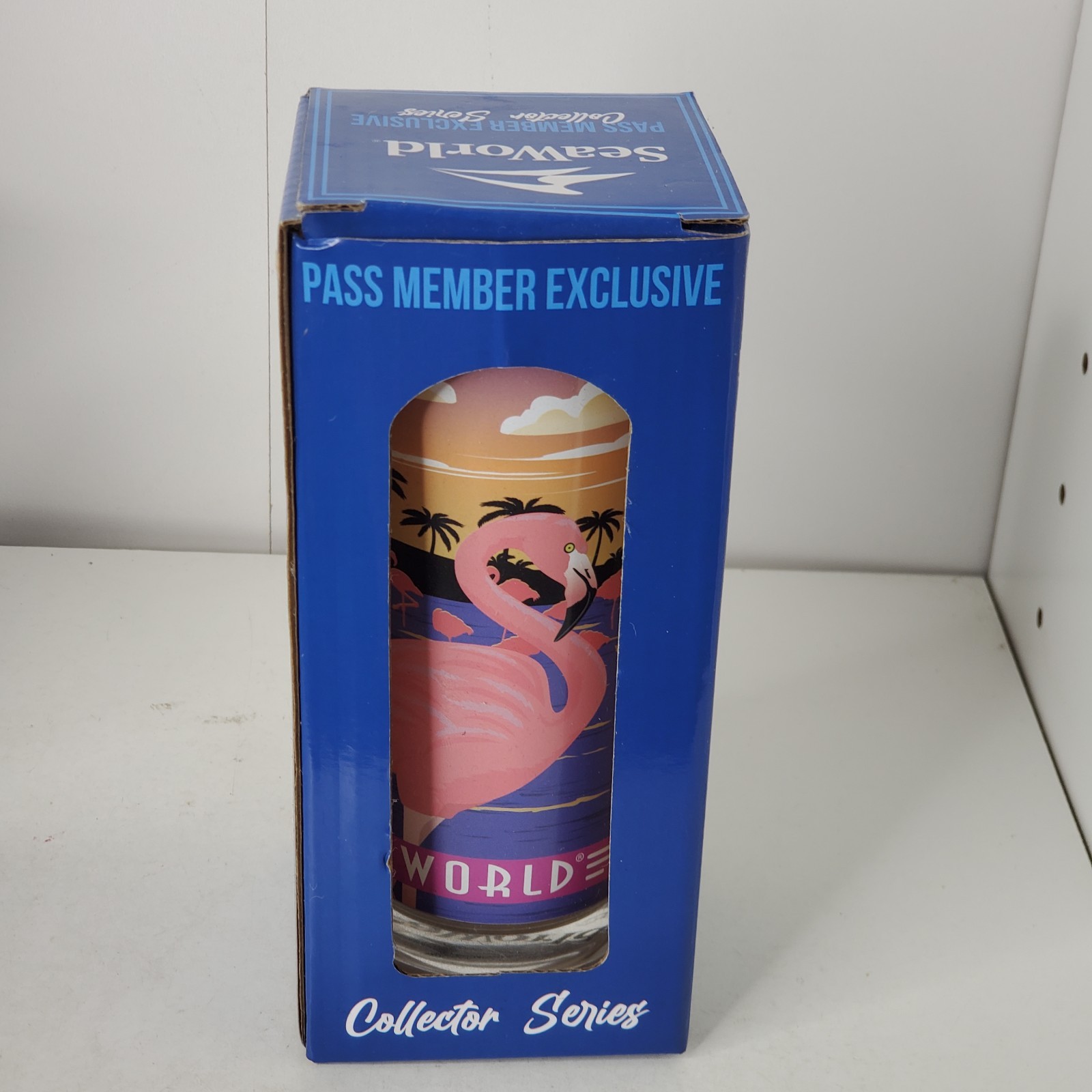 SeaWorld 2022 Pass Member Exclusive Flamingoes 11 Oz Glass Collector Series