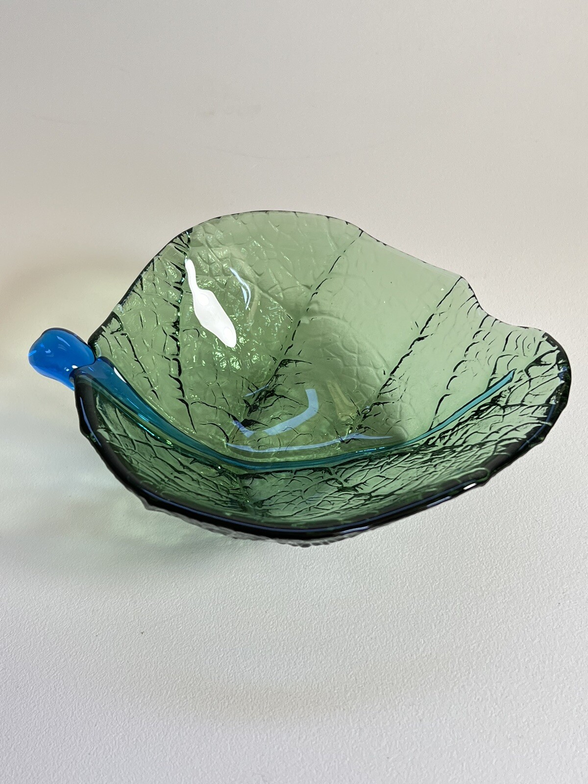 Dynasty Gallery Art Glass Green Leaf Bowl Fused Blue Glass Stem