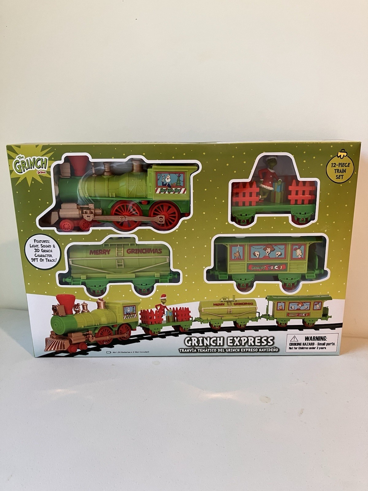The Grinch Dr Seuss Holiday Express Christmas Train Set 12 Piece Lights & Sound