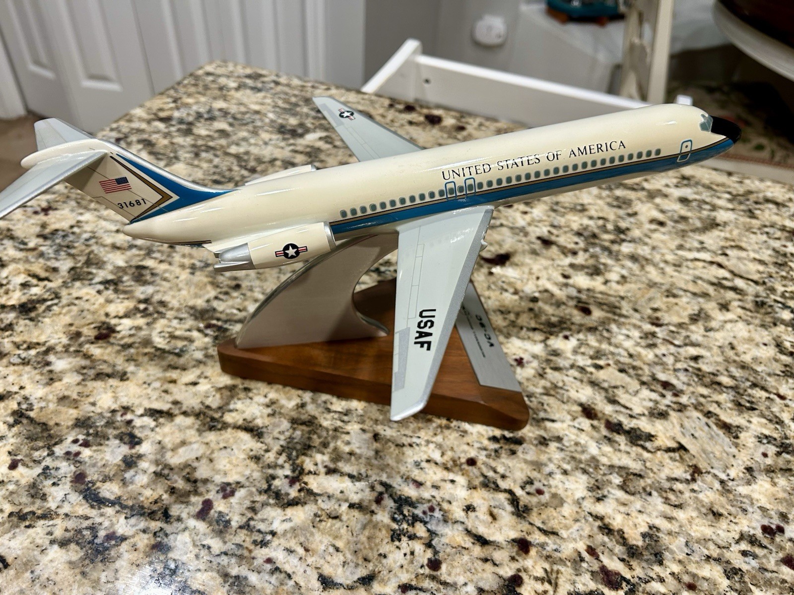 Rare Pacmin VC-9 USAF Model / DC-9 (Pacific Miniatures) Rare Pacmin VC-9 USAF Model / DC-9 (Pacific Miniatures)