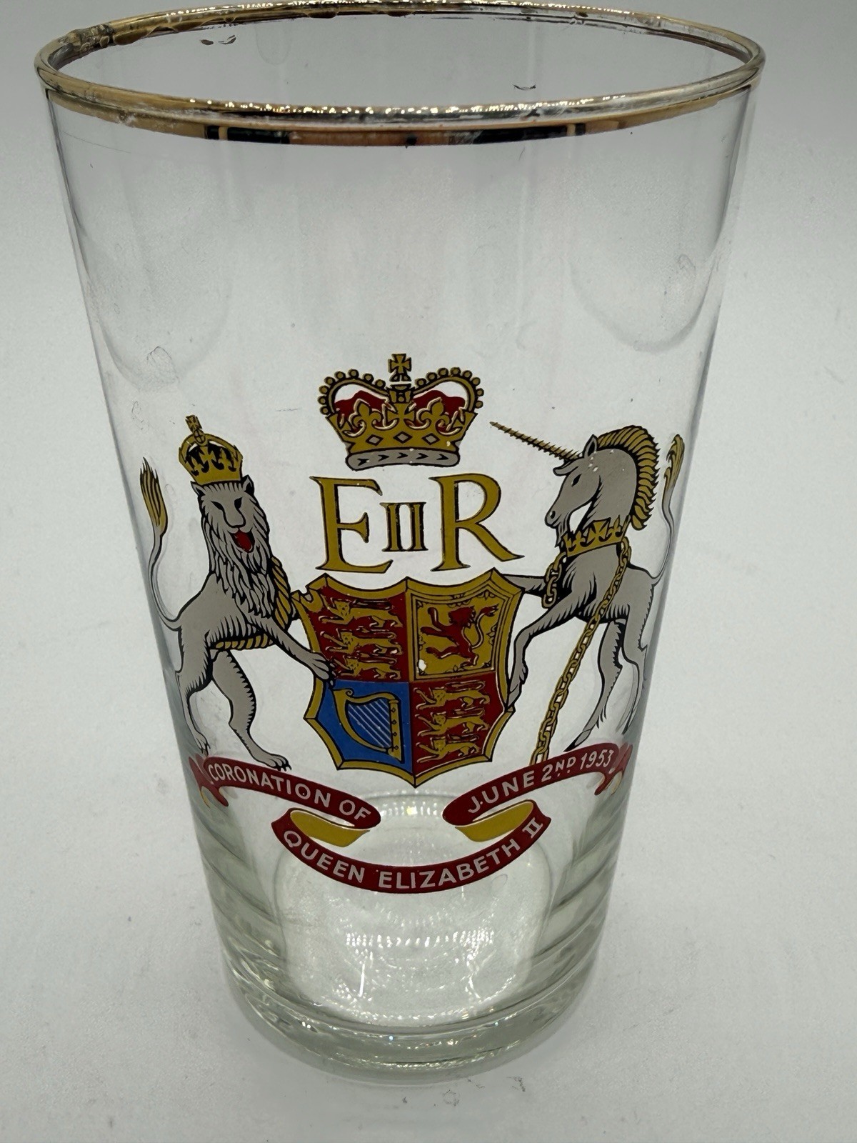 VINTAGE ROYAL COLLECTORS GLASSES 1953 CORONATION 1954 TOUR VISIT - COAT ARMS 