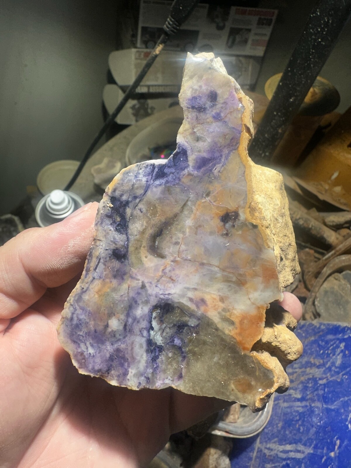   Utah Bertrandite Tiffany stone UV Old stock **hxtled end cut.