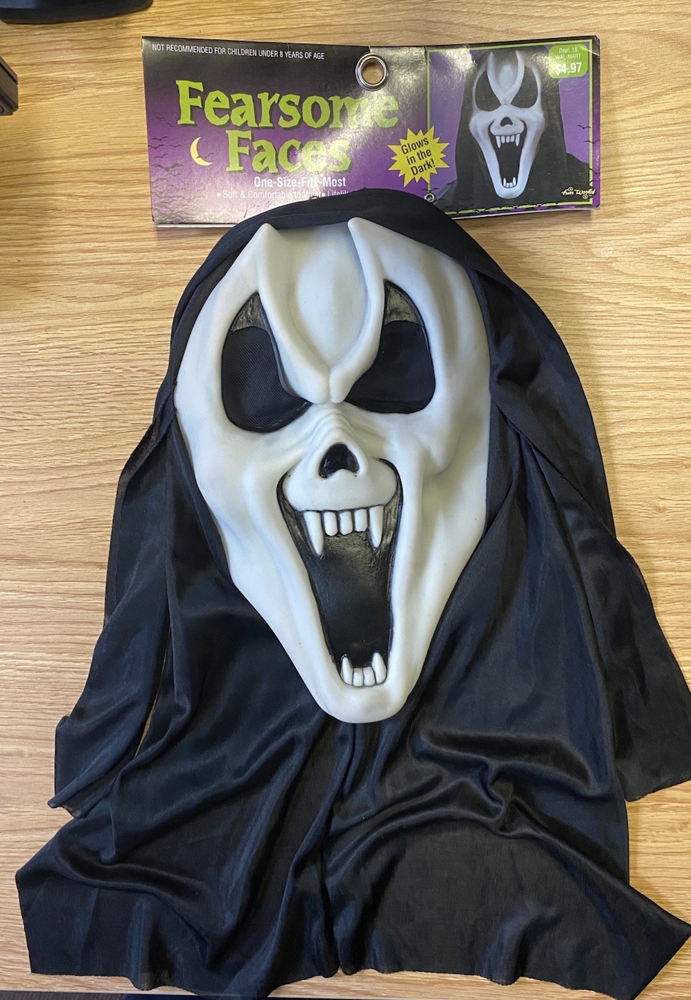 Rare Scream Mask Fun World Vintage Easter Unlimited Ghostface Dracula 9206 Glows