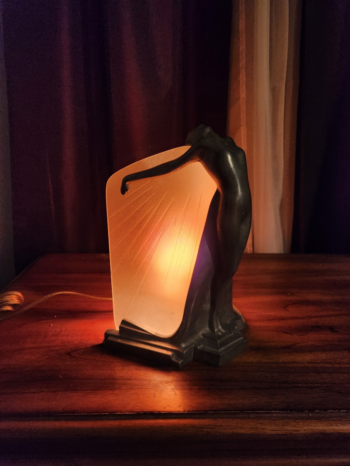 Vintage Art Deco Frankart Revival Lamp \ Vintage Art Deco Frankart Revival Lamp \