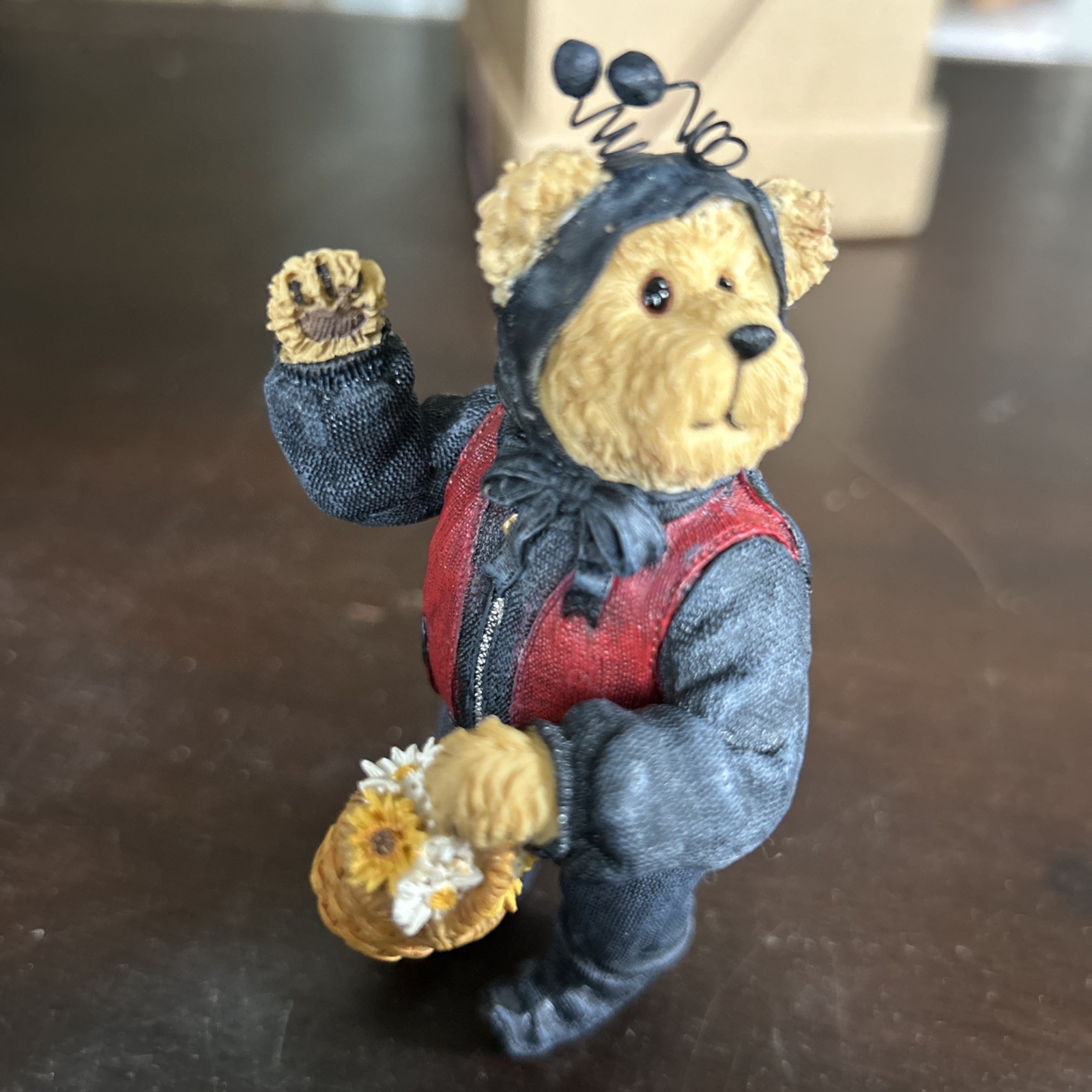 New LADY B BEAR Boyd's Bear SHOE BOX BEARS #3257 NIB Ladybug
