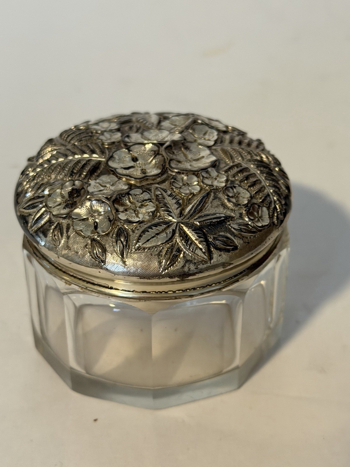 Antique Art Nouveau Sterling Silver Paneled Glass Powder Jar HENNEGEN BATES CO Antique Art Nouveau Sterling Silver Paneled Glass Powder Jar HENNEGEN BATES CO