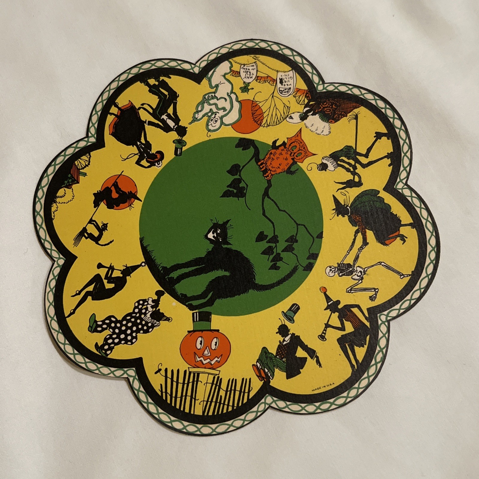 vtg 1920\'s Whitney Halloween Paper Doily Coaster #1  diecut witch ghost skel #F2