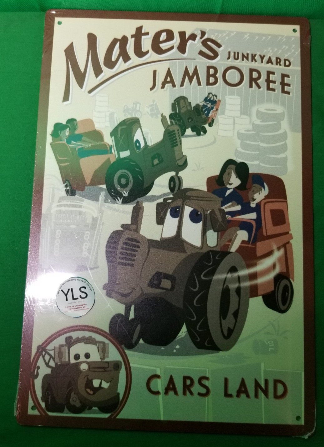 Disney Parks 2012 Release Mater\'s Junkyard Jamboree Metal Sign DCA Cars Land NWT
