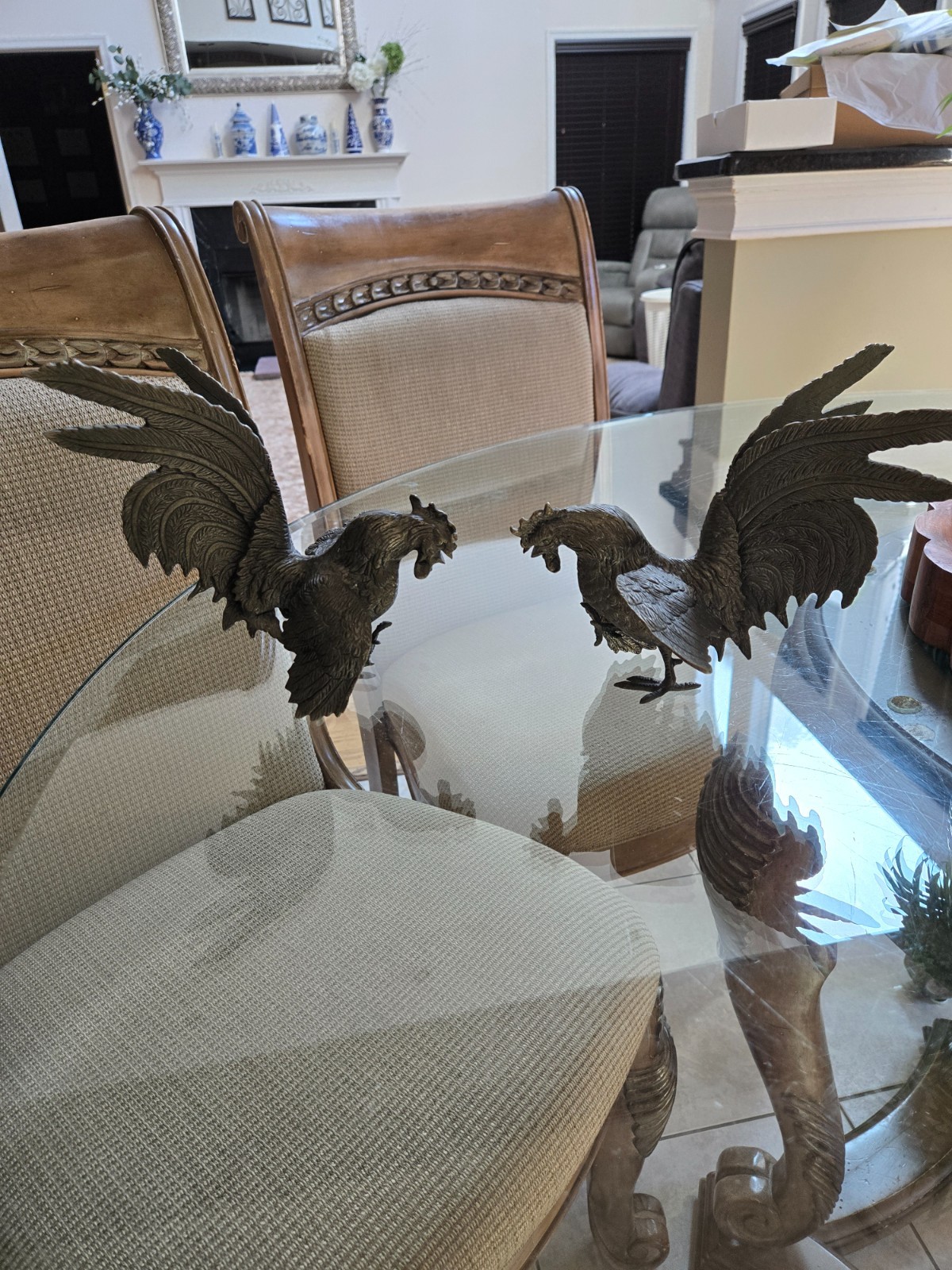 Pair of Vintage Bronze‑Style Fighting Rooster Sculptures – Heavy 1 lb 14 oz Each Pair of Vintage Bronze‑Style Fighting Rooster Sculptures – Heavy 1 lb 14 oz Each
