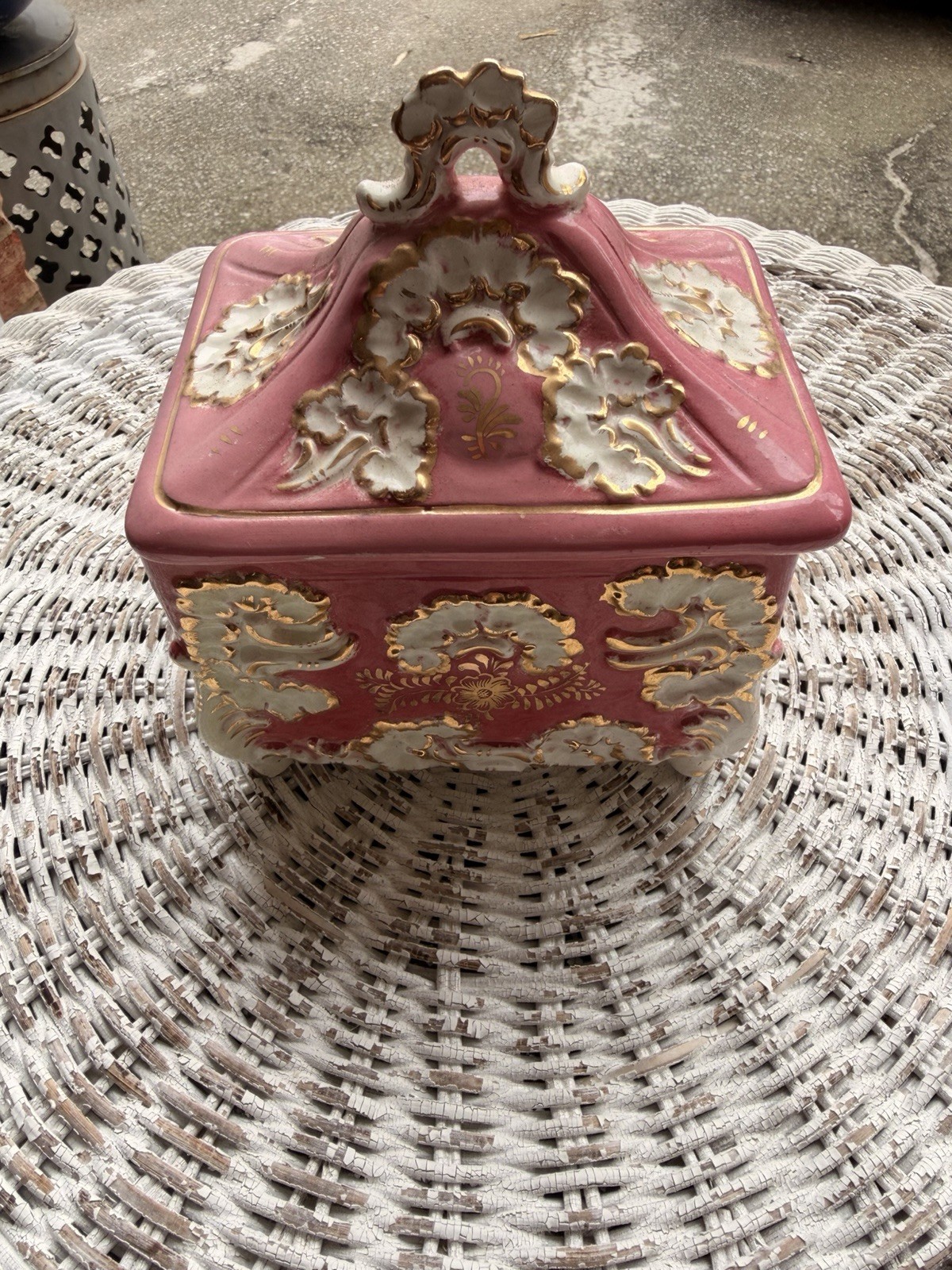 Vintage Italian Ceramic Trinket Box Pink Gold Gilt Footed Lidded Mid Century