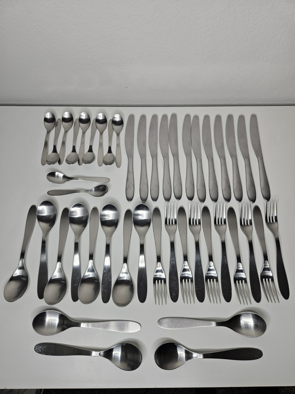 Hackman Finland Satin Stainless Steel Flatware Set Antonio Citterio 45 Pieces