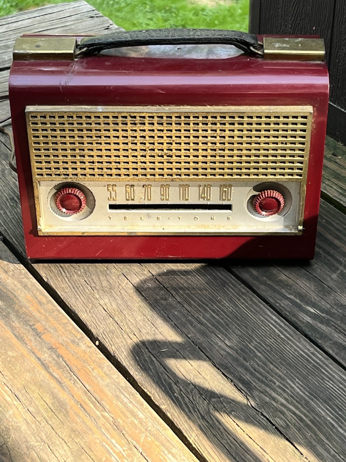 Vintage 1948 Tele-Tone Model 185 Portable Vacuum Tube Radio AM Red Art Deco MCM
