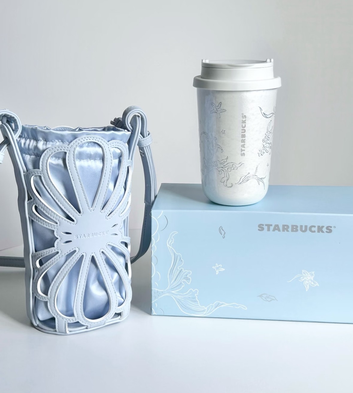 Starbucks 2026 China Anniversary Underwater Fantasy 12oz Cup with Carry Pouch