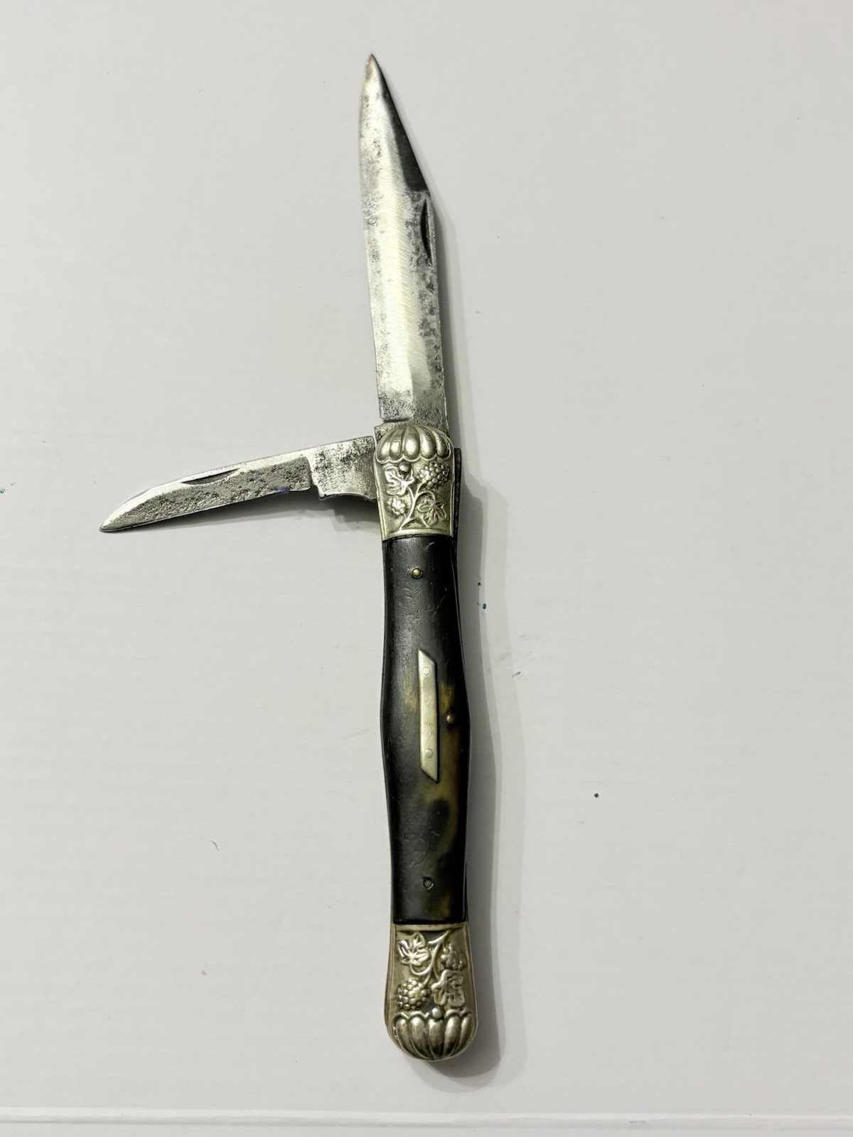 antique multi-blade folding pocket knife 19th-century Sheffield, England