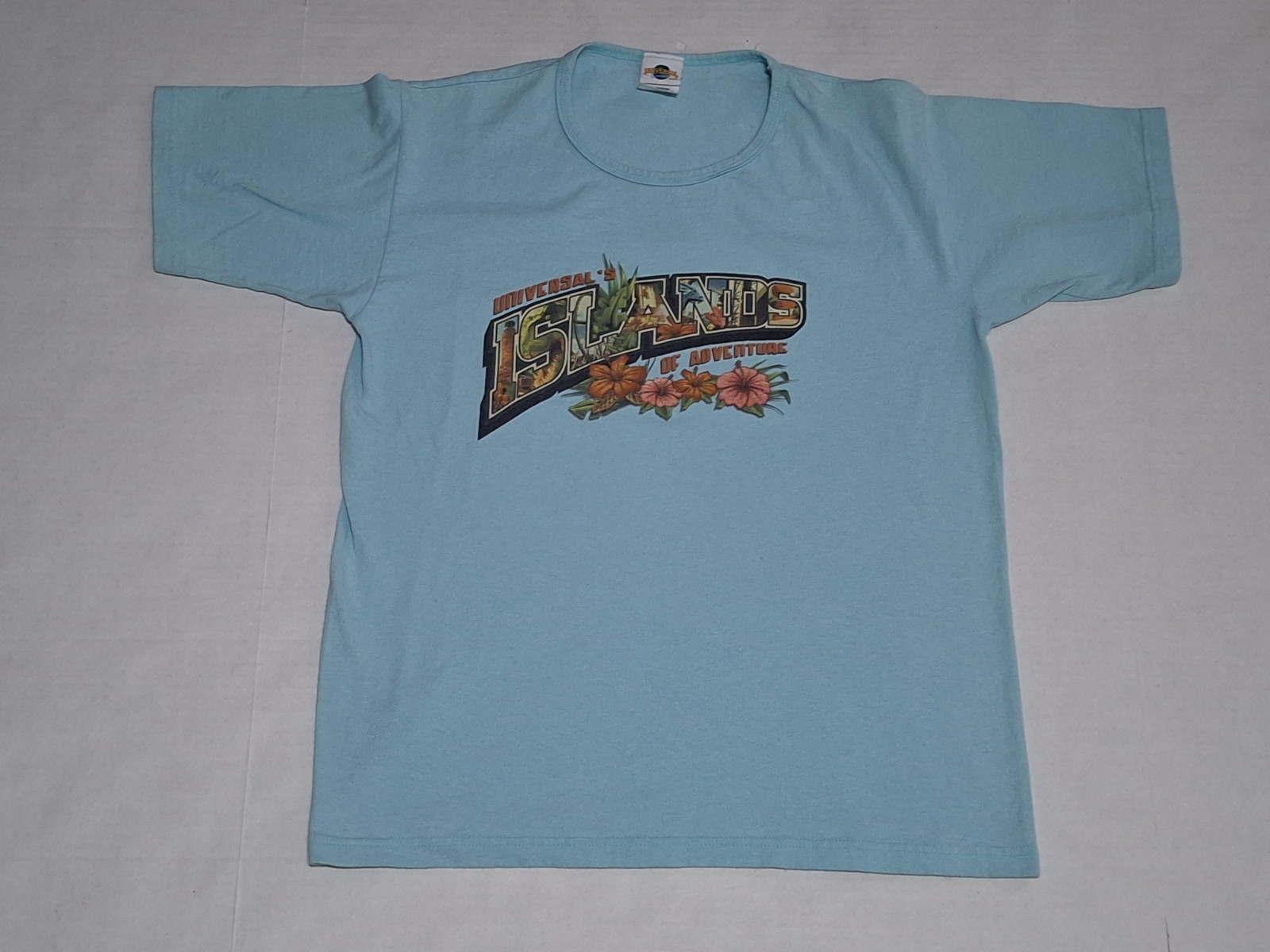 Vintage Universal Orlando Womens Medium Universal\'s Islands Of Adventure shirt