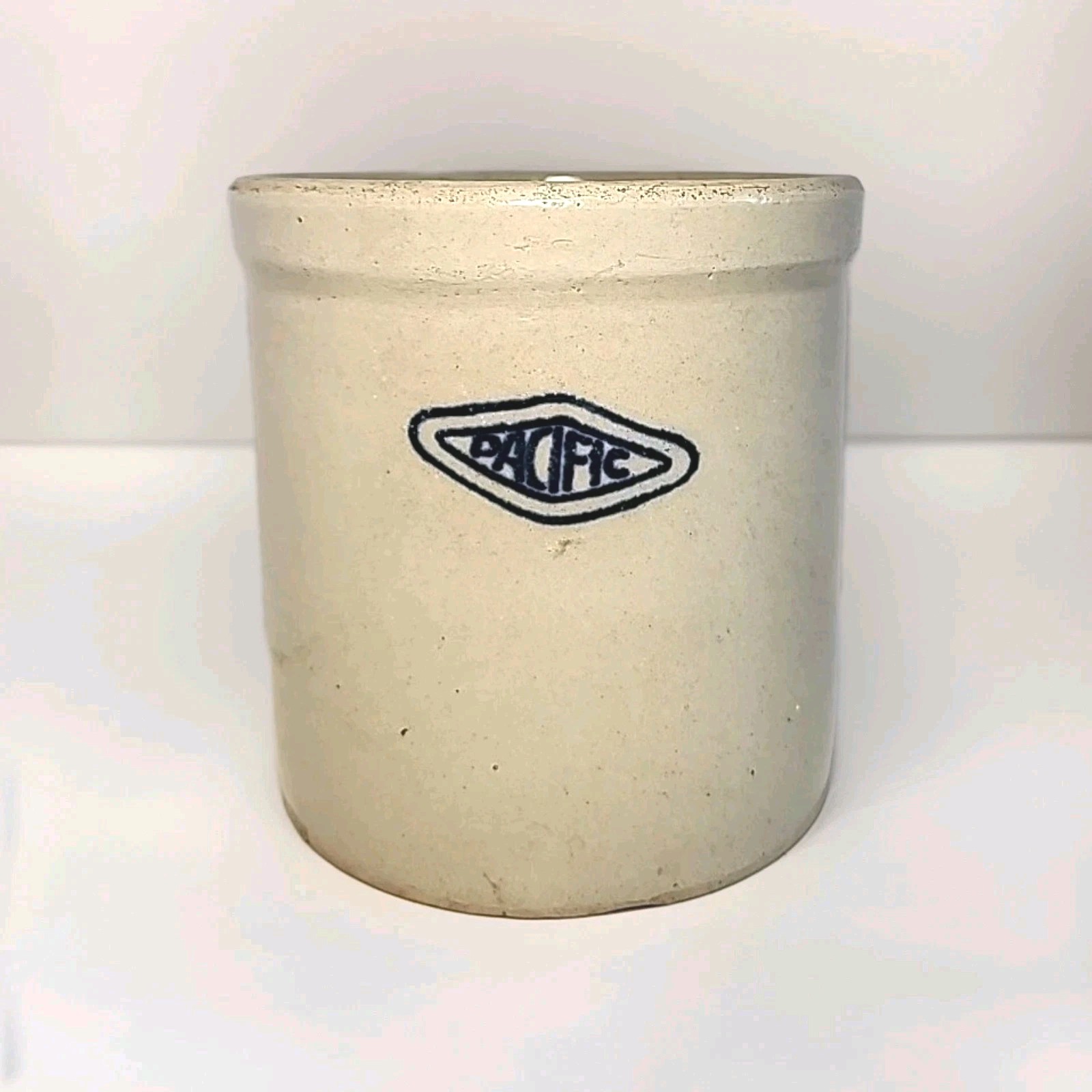 Vintage Pacific Pottery Company Stoneware Crock 4.75\