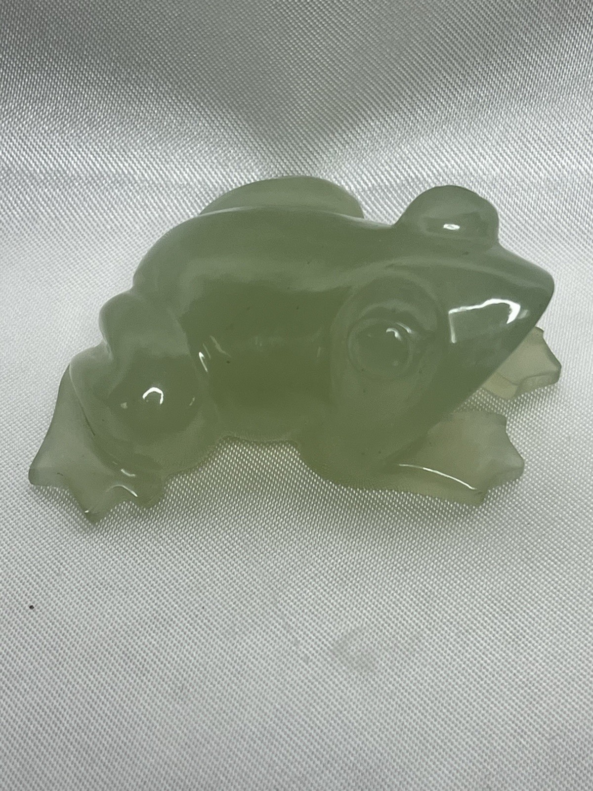 Vintage Signed Frog Jade Netsuke Vintage Signed Frog Jade Netsuke